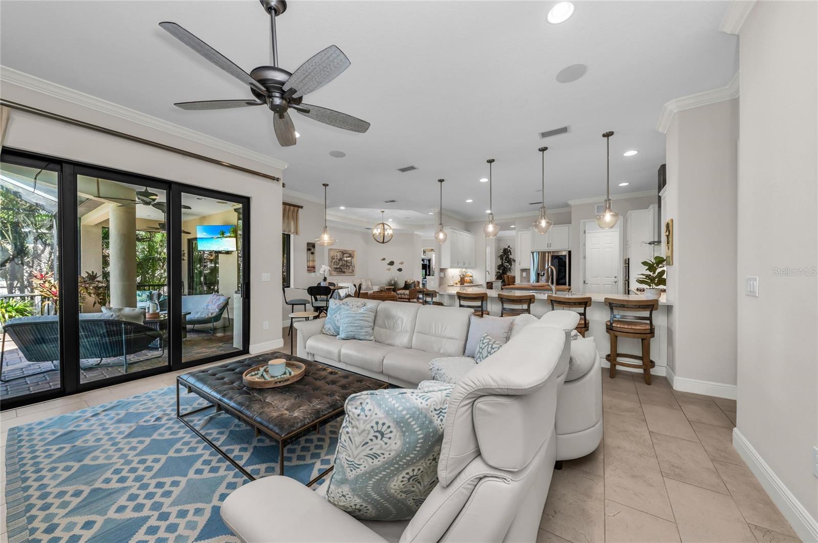 6224 SIGNATURE POINTE LN