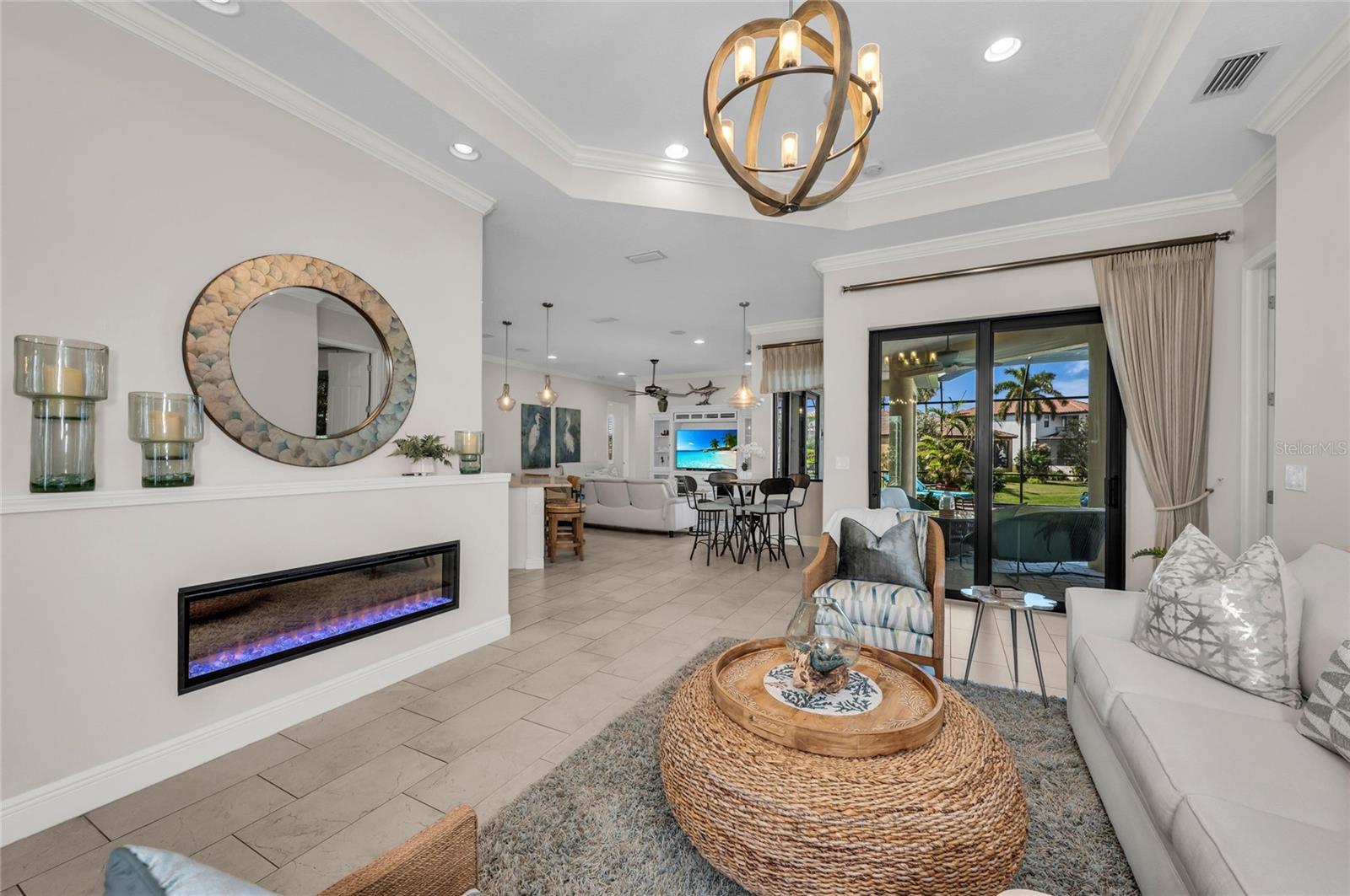 6224 SIGNATURE POINTE LN