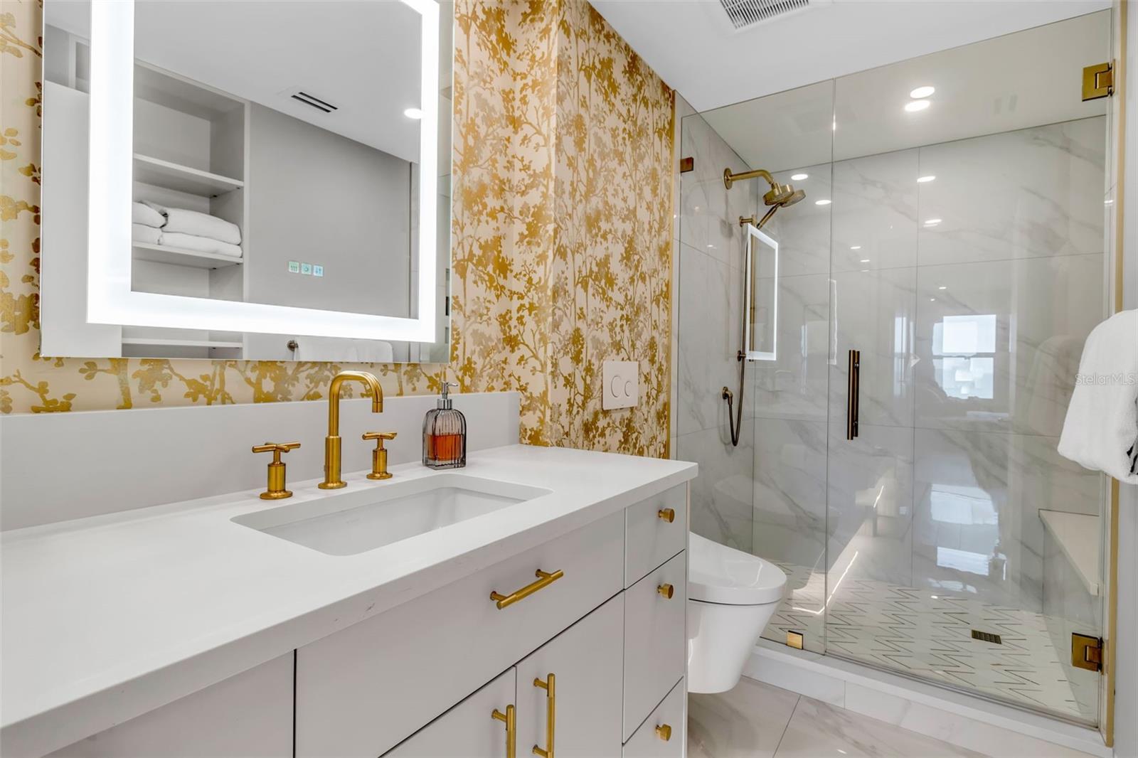 5740 MIDNIGHT PASS RD #403