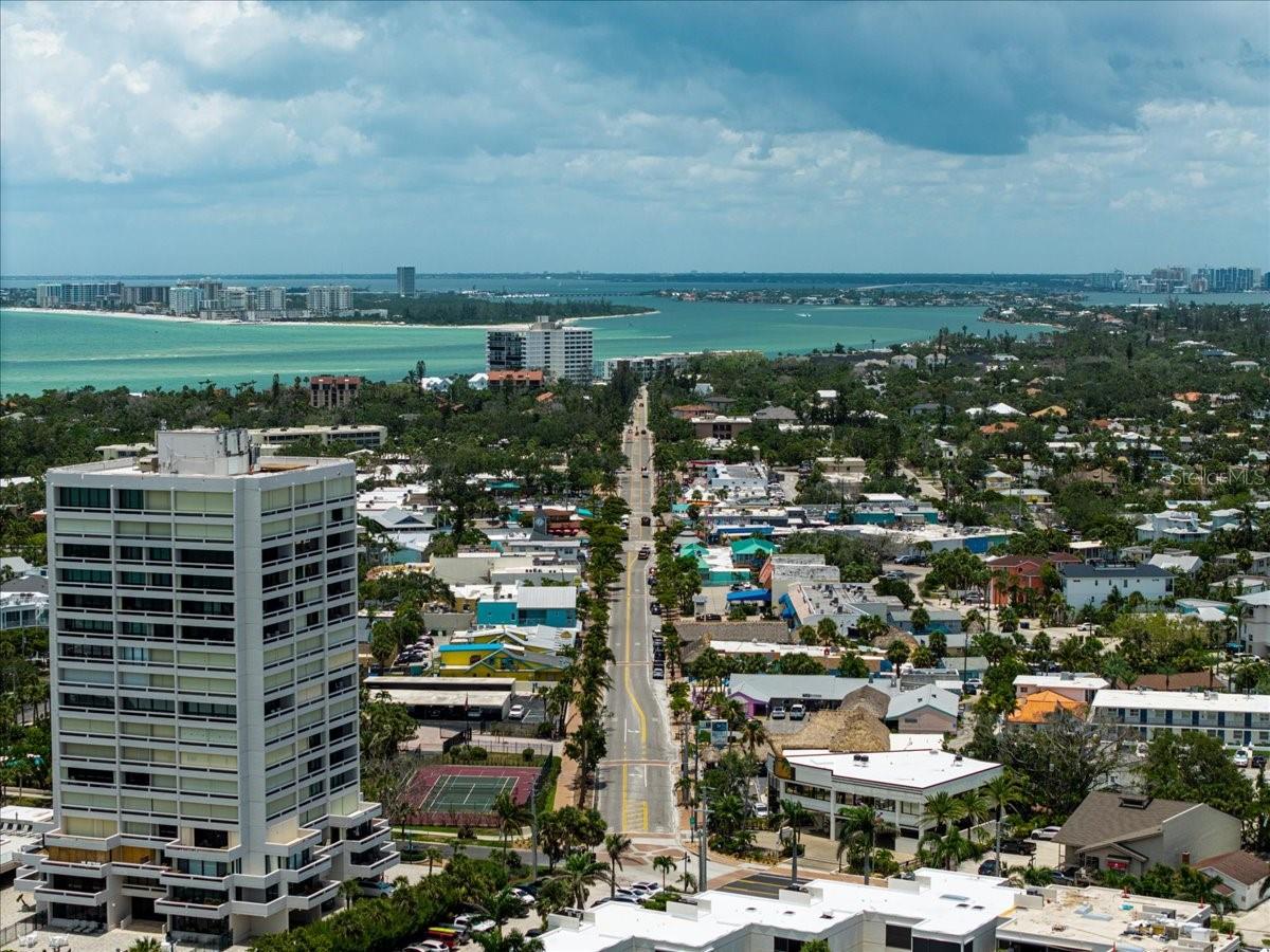 8750 MIDNIGHT PASS RD #501