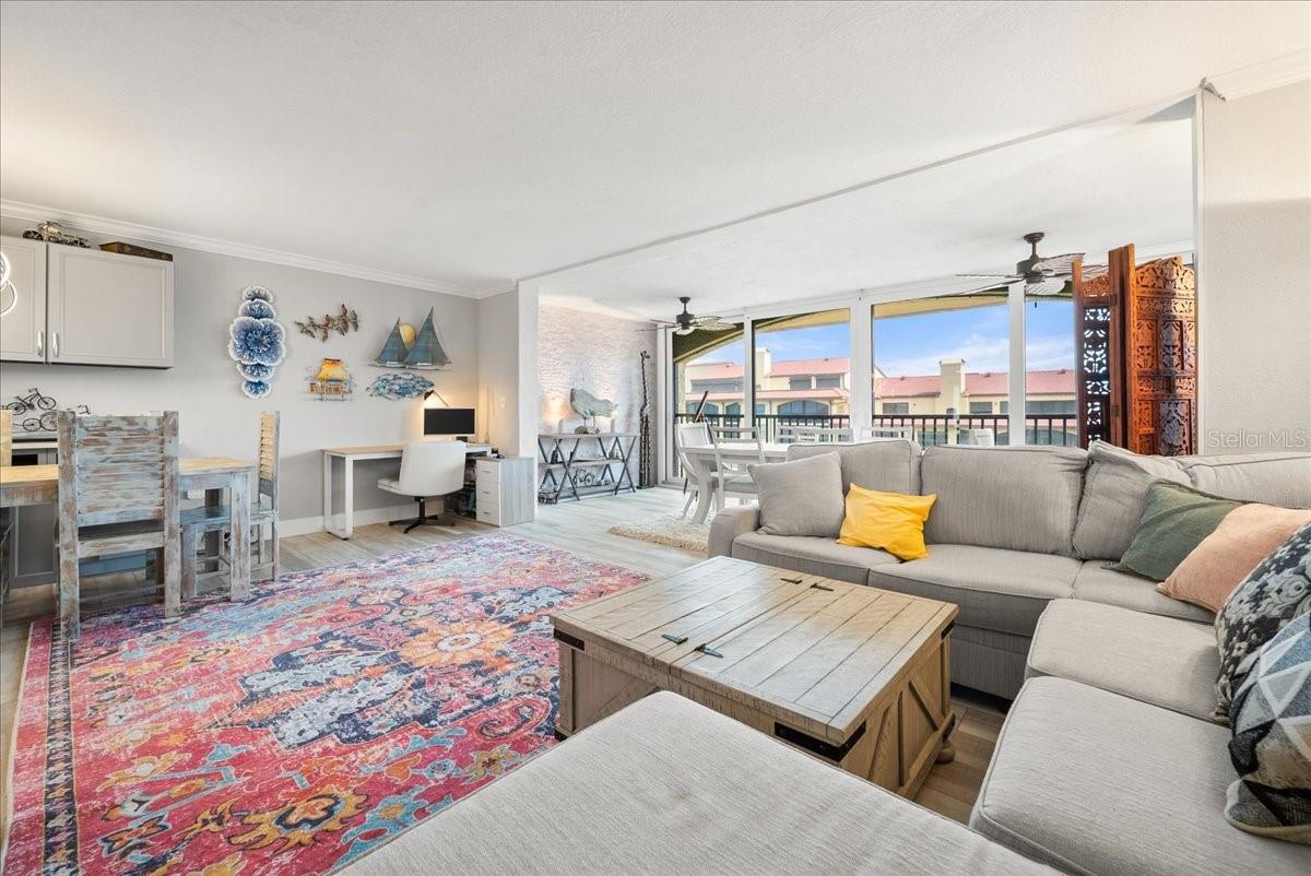 8750 MIDNIGHT PASS RD #501