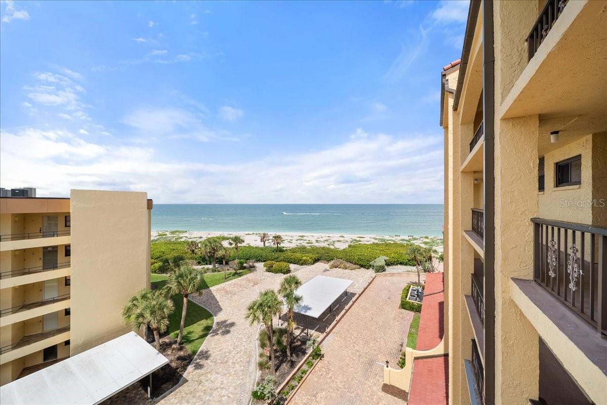 8750 MIDNIGHT PASS RD #501