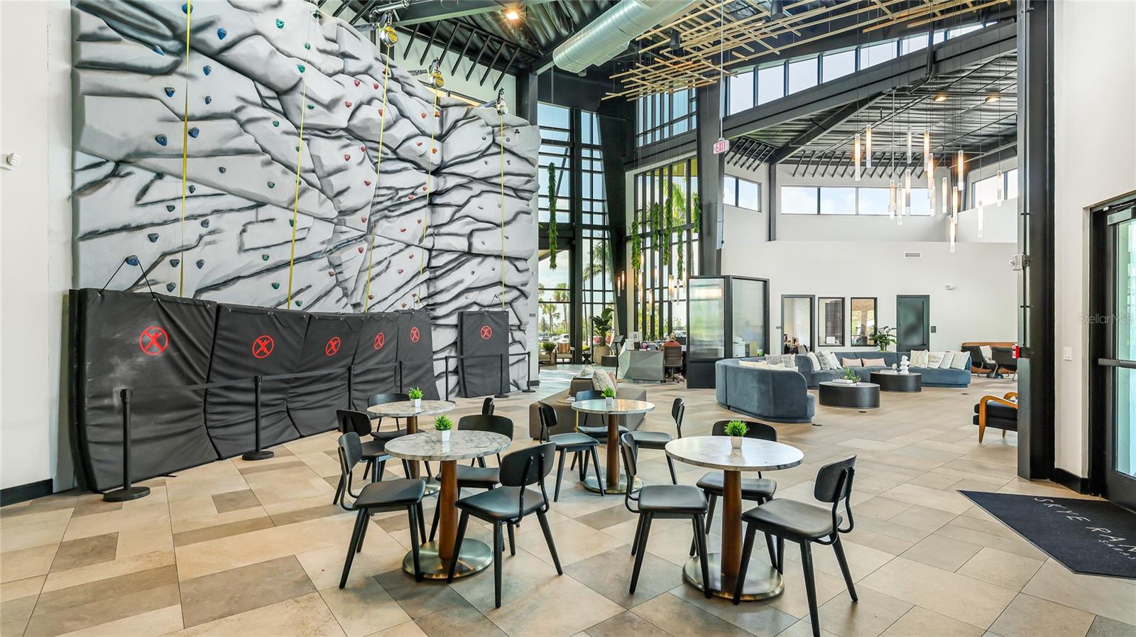 8232 SUMMER NIGHT RD