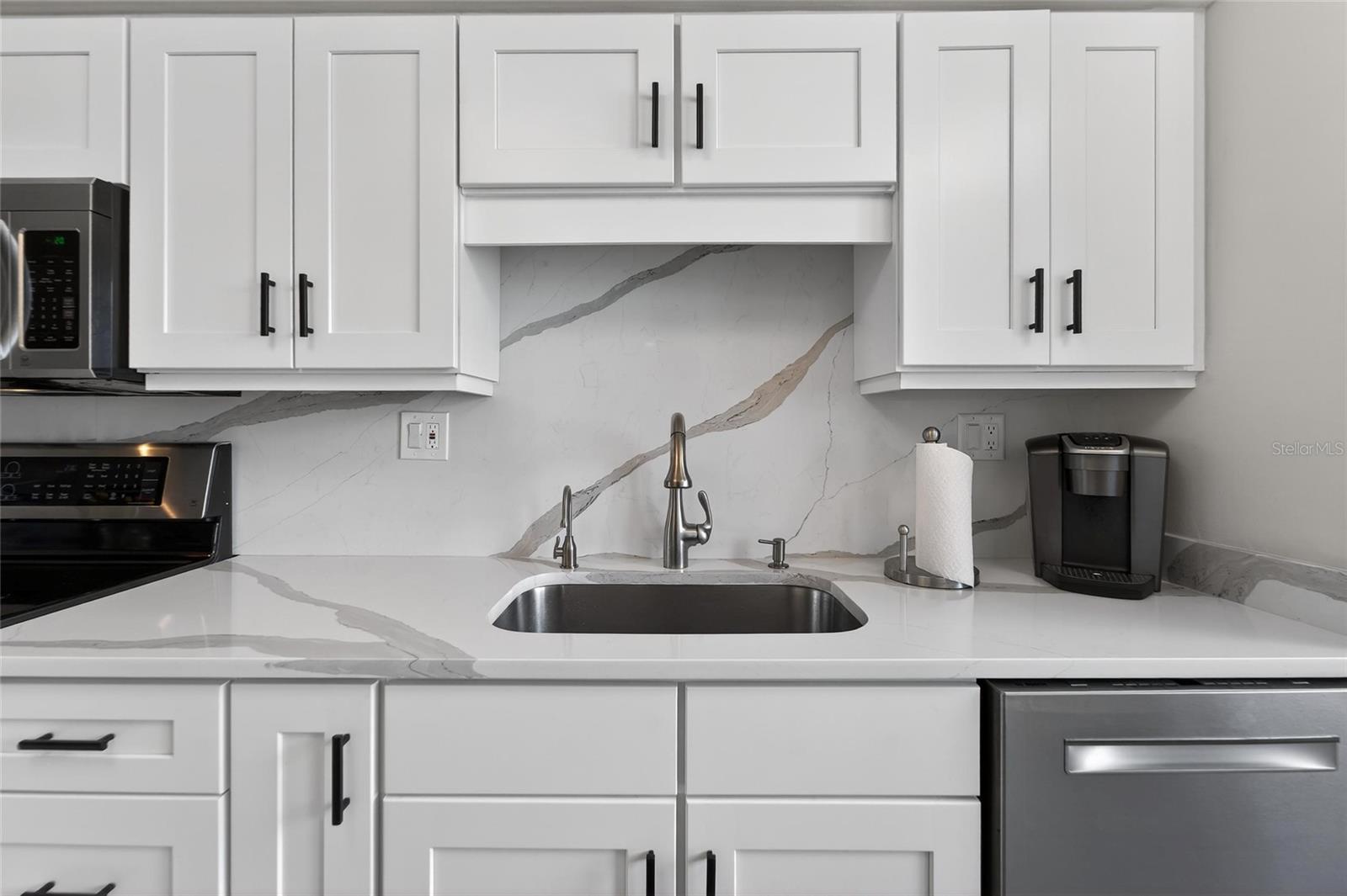 803 BAYPORT WAY #803