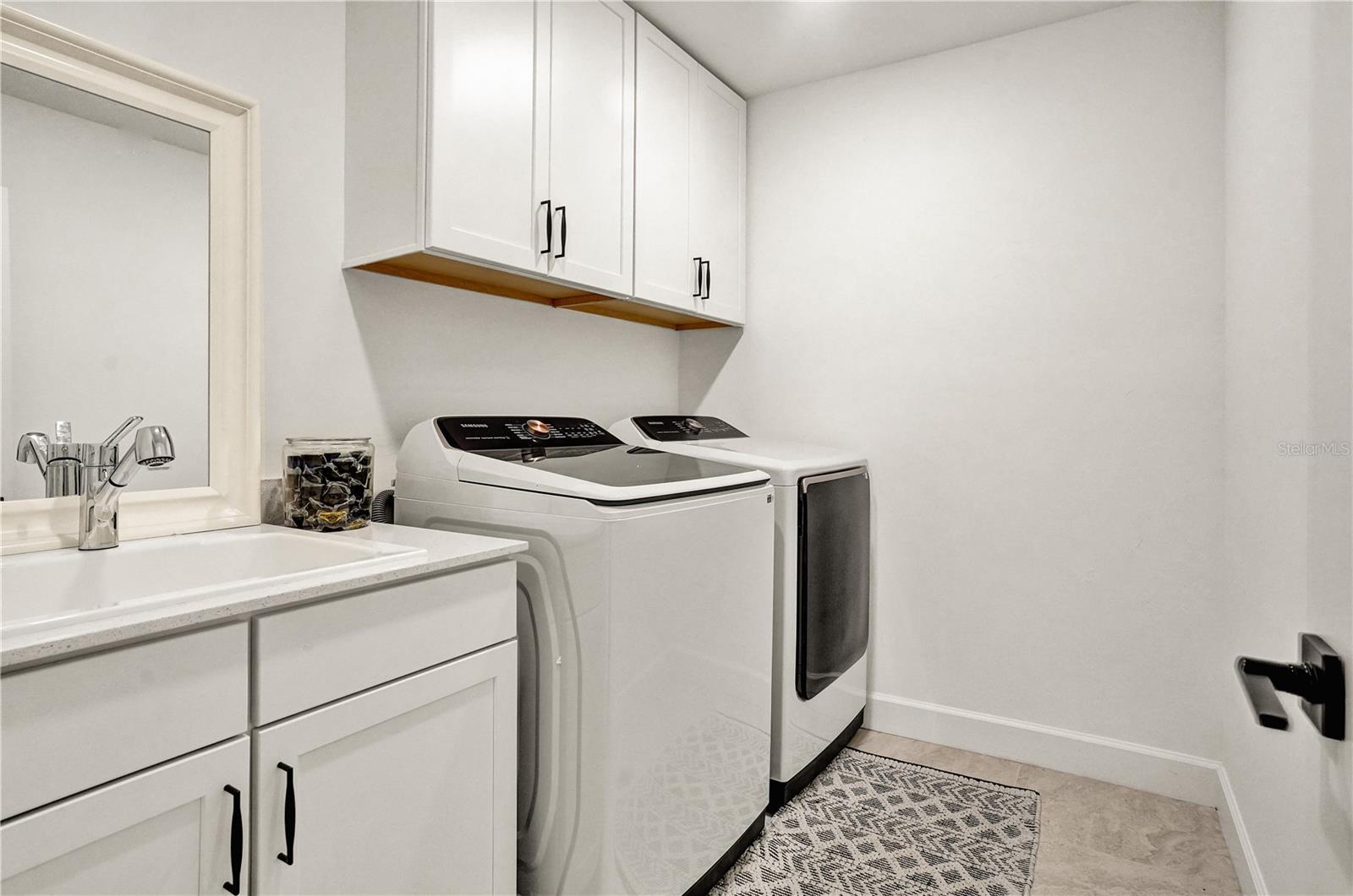 6304 WINDING PINE DR