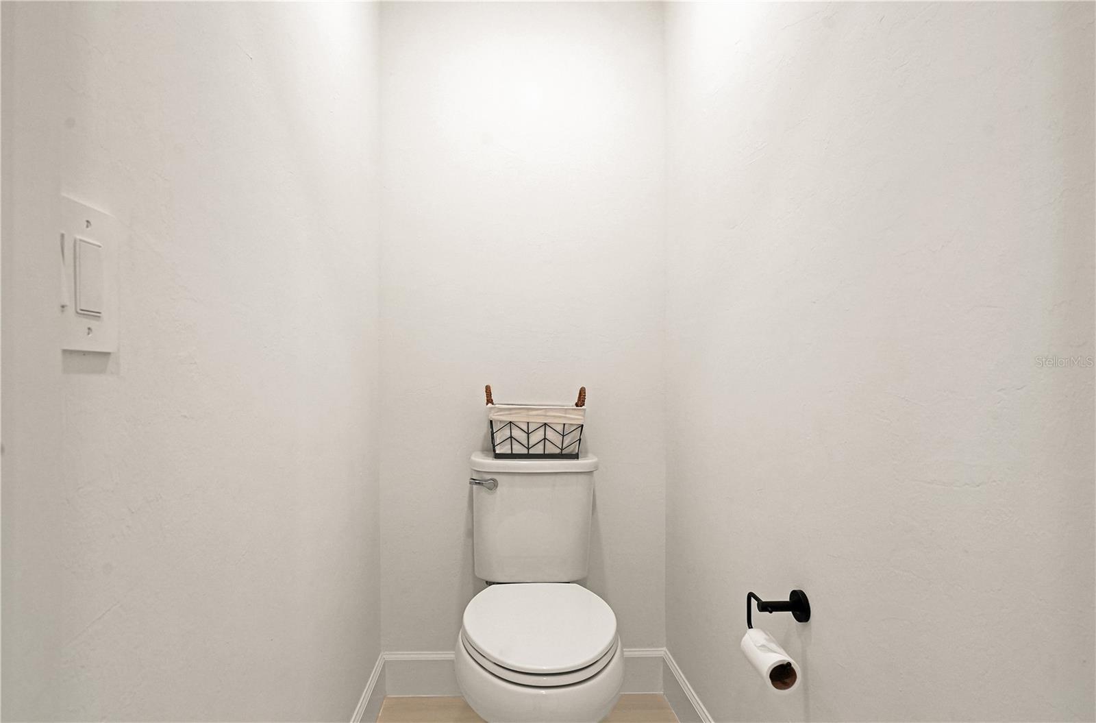 6304 WINDING PINE DR