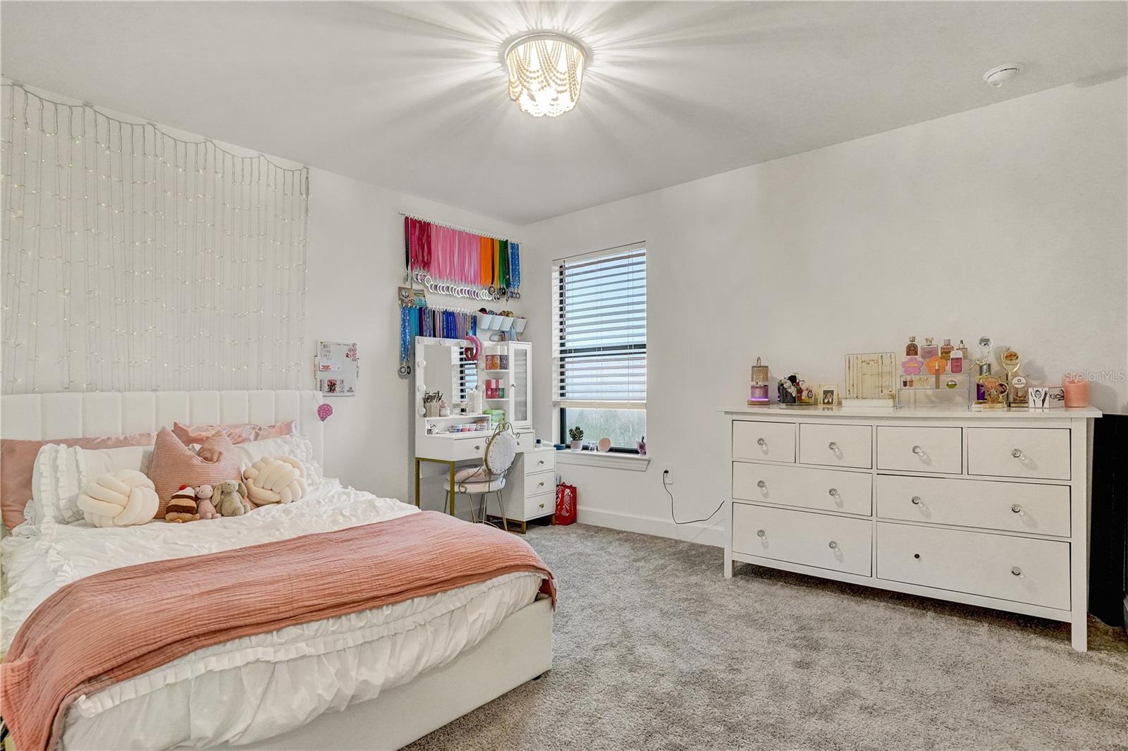 6304 WINDING PINE DR