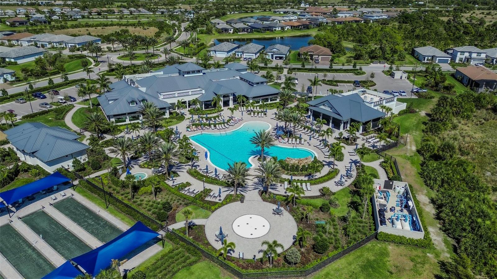 6304 WINDING PINE DR