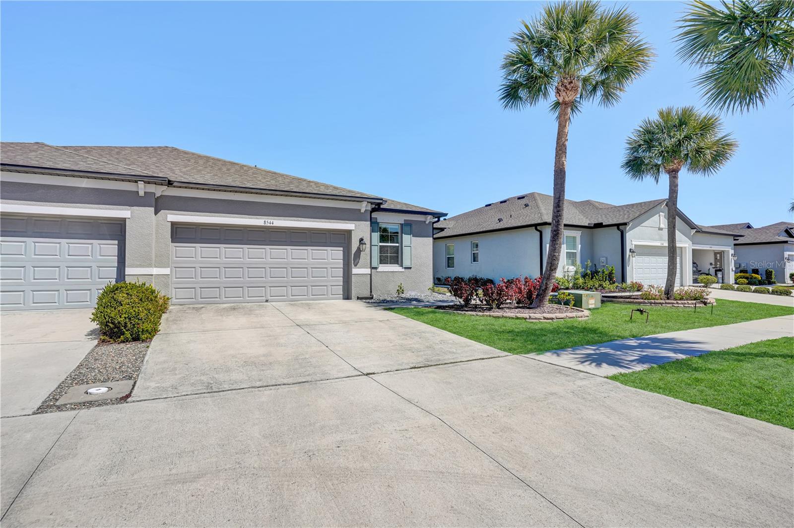 8544 CACHE DR