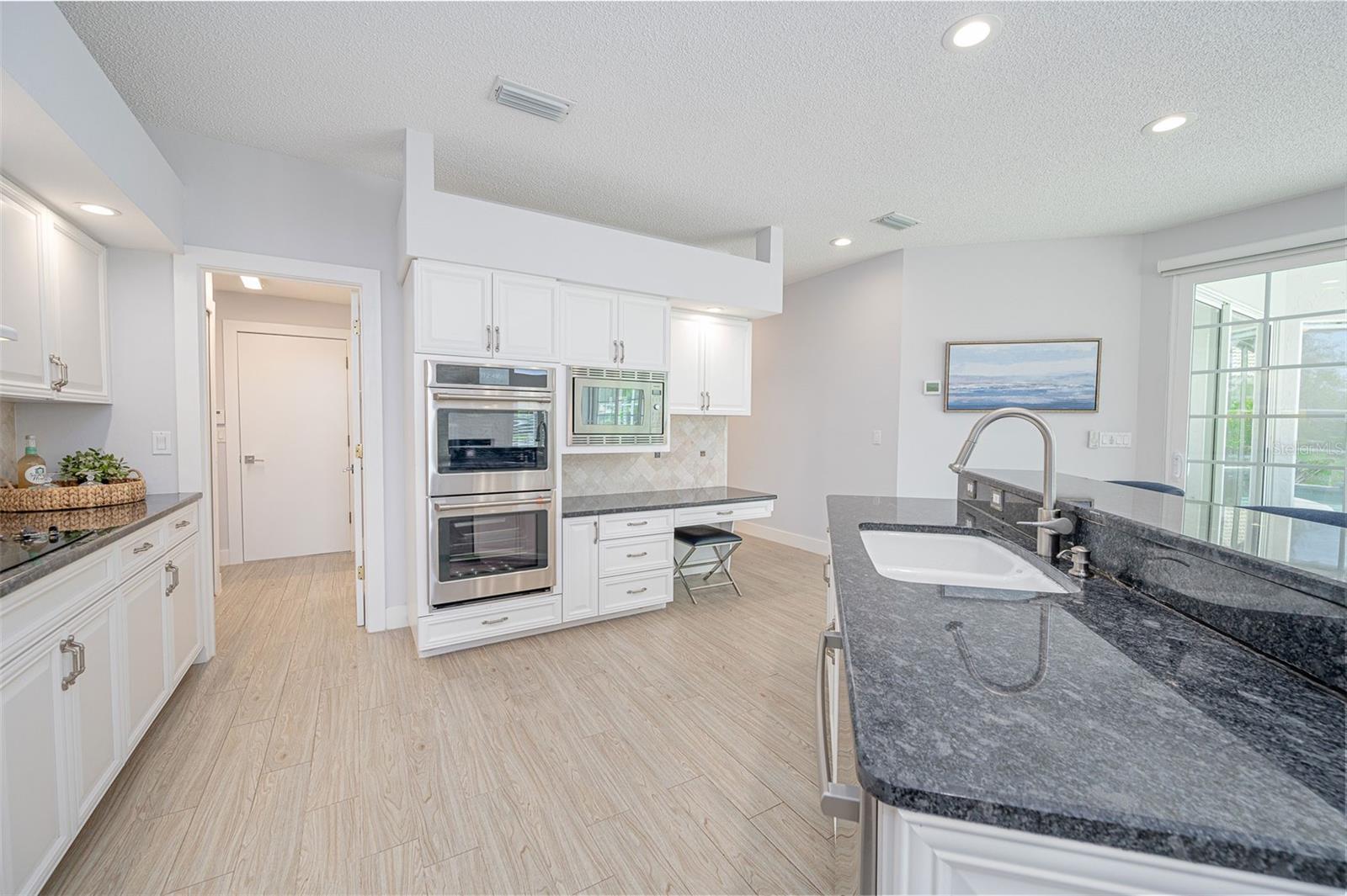 4450 DEER CREEK BLVD