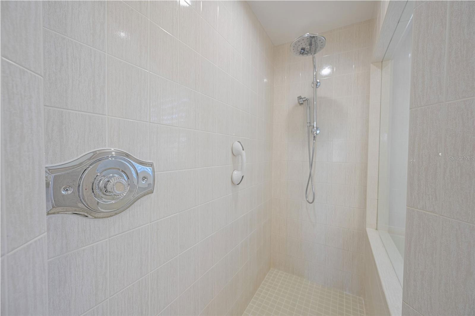 4450 DEER CREEK BLVD