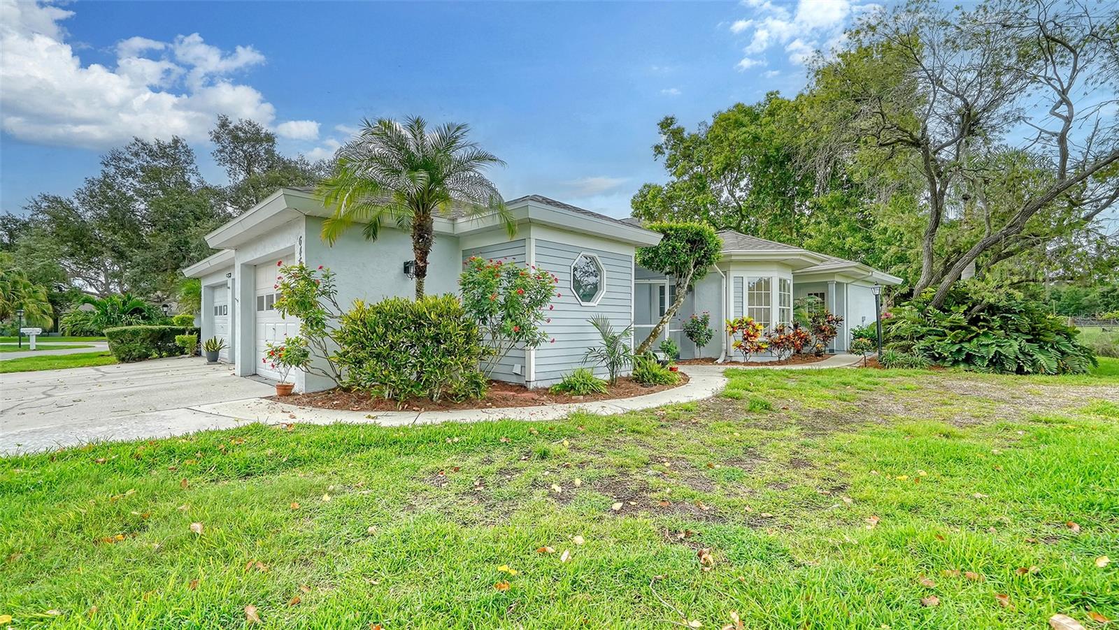 6467 CARRINGTON CIR #43