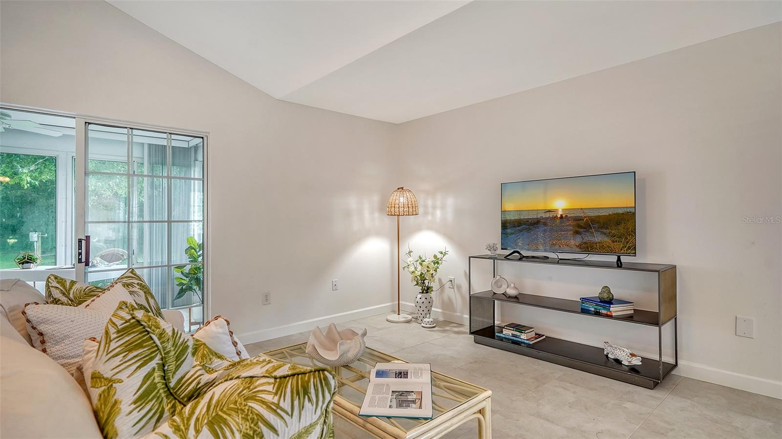 6467 CARRINGTON CIR #43