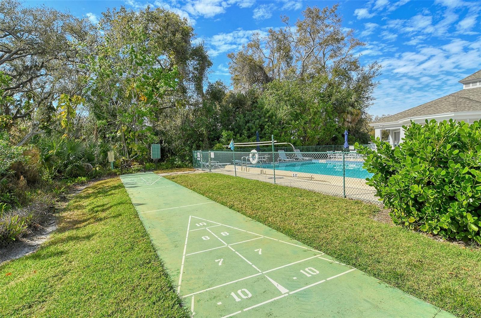 6467 CARRINGTON CIR #43