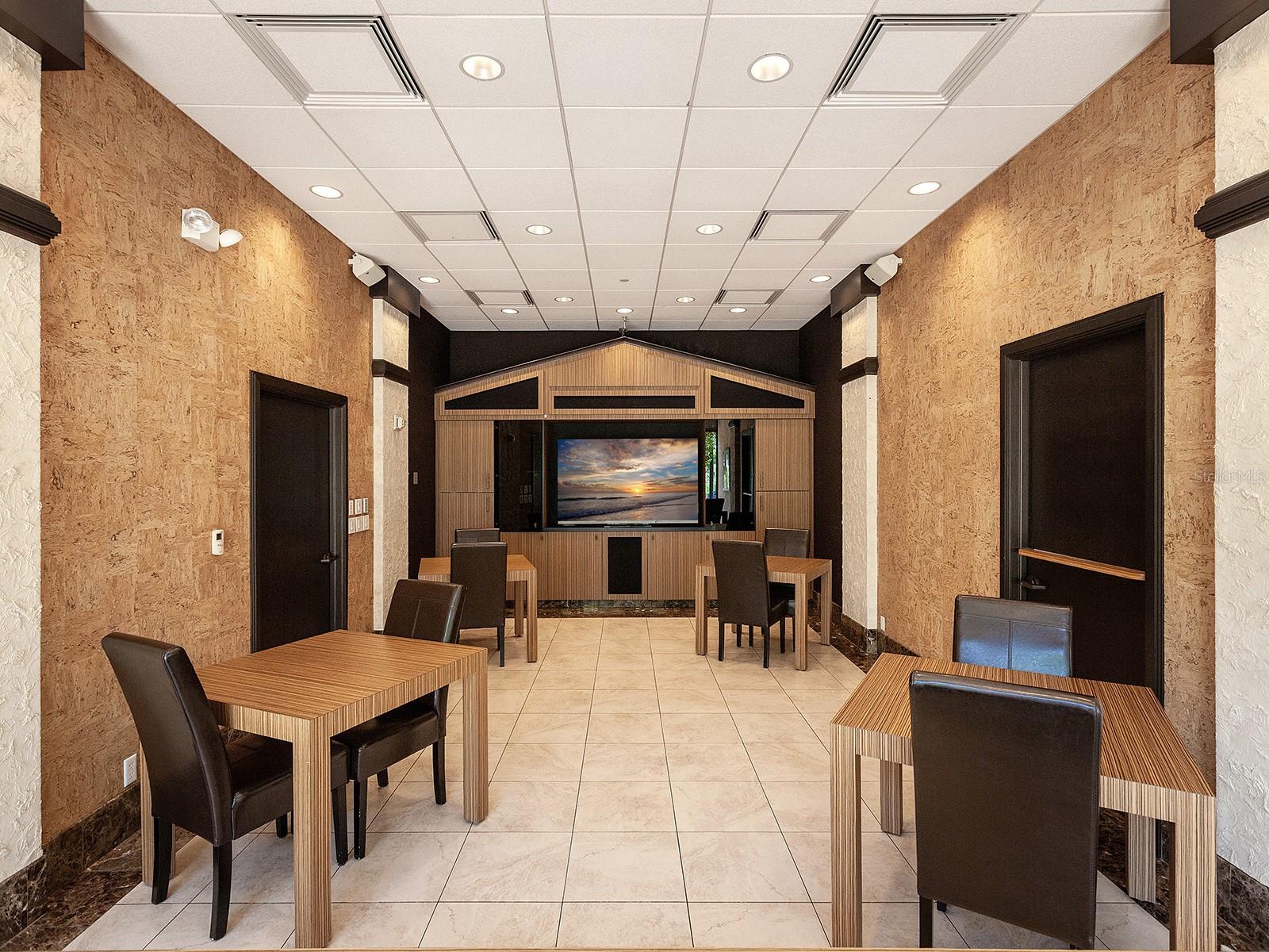 1255 N GULFSTREAM AVE #205