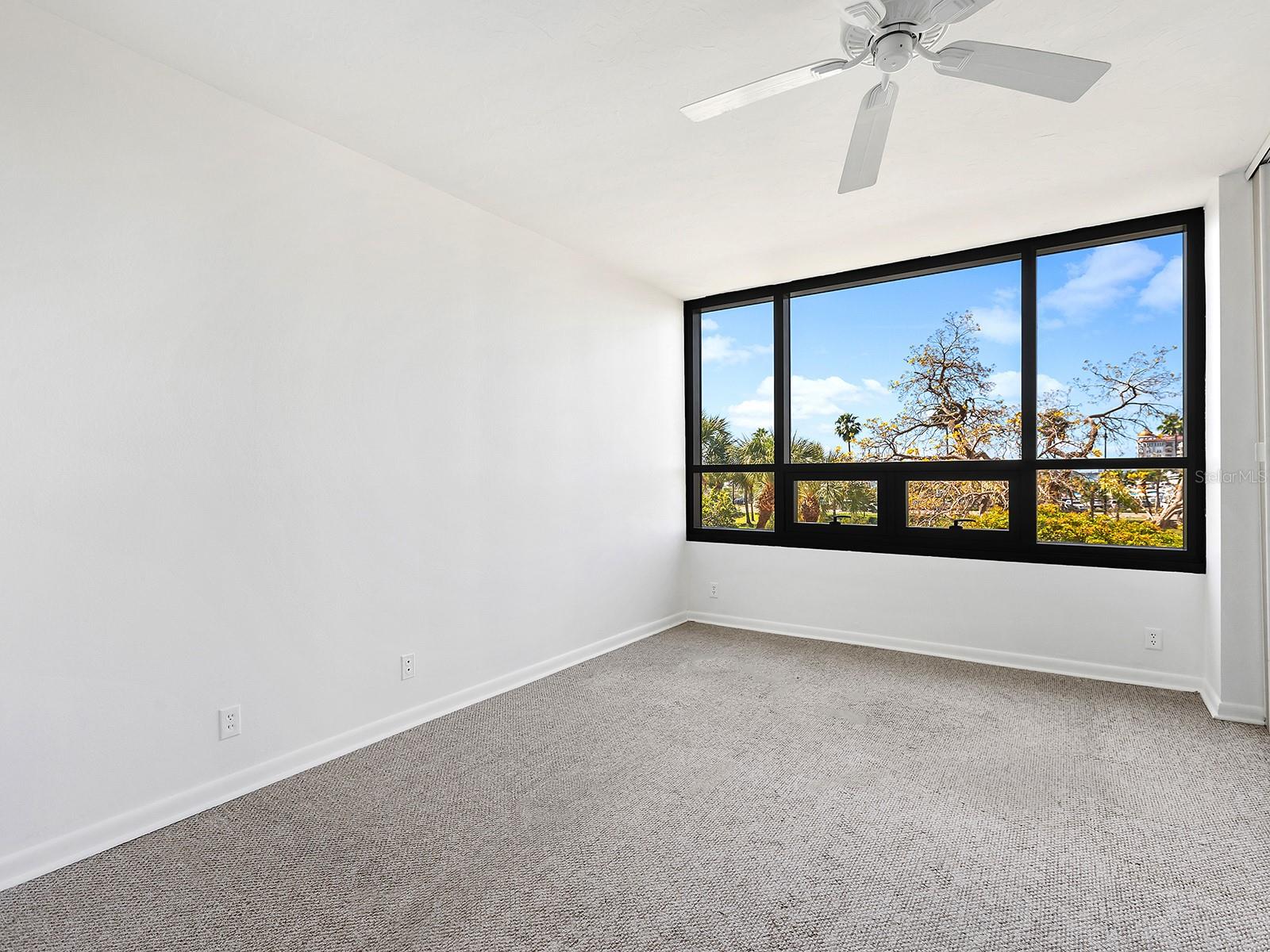 1255 N GULFSTREAM AVE #205