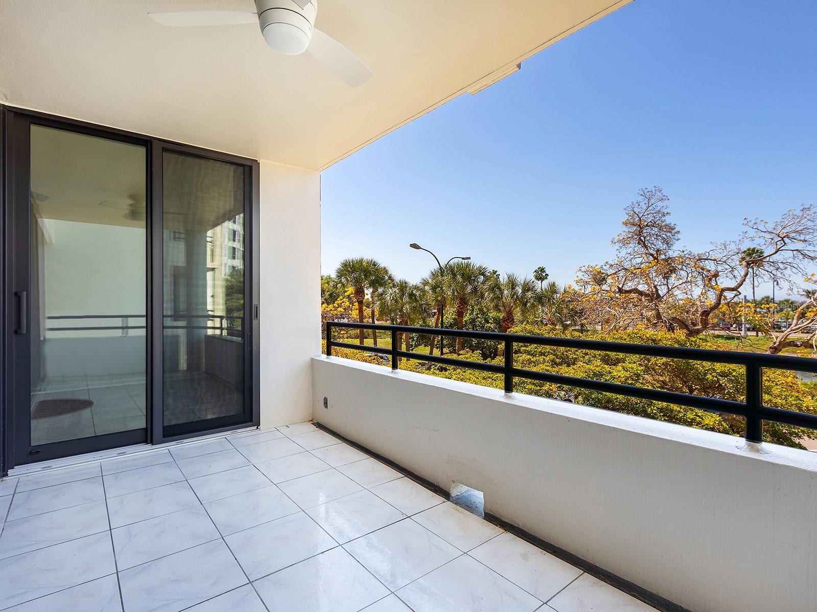 1255 N GULFSTREAM AVE #205