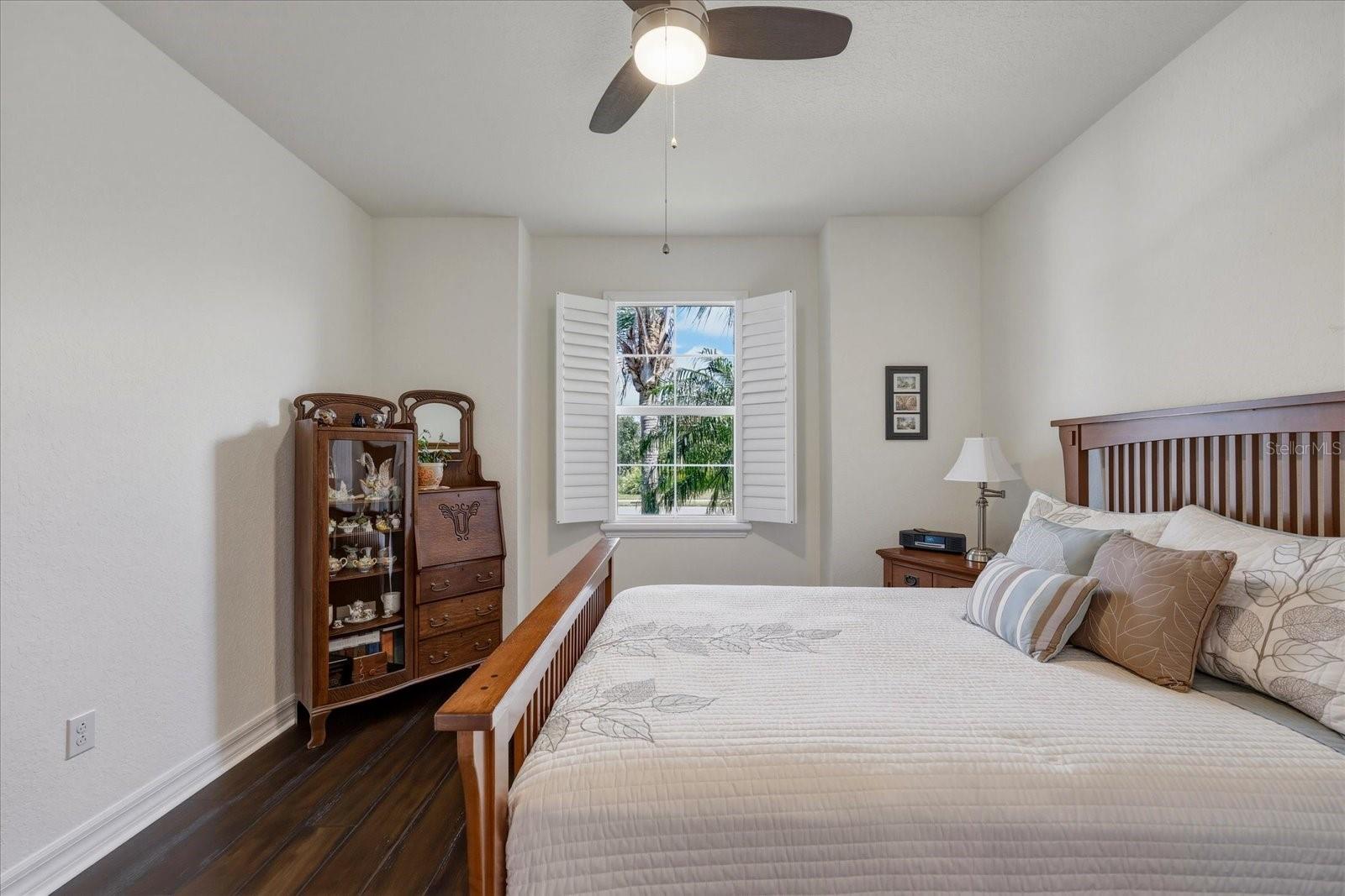 12422 PERENNIAL PL