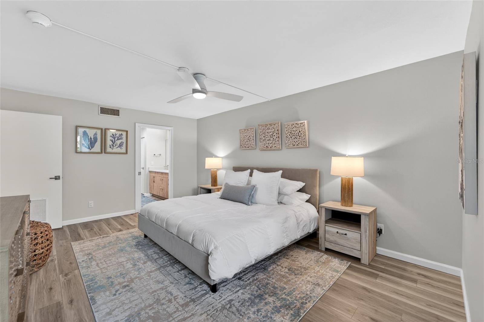 828 BAYPORT WAY #828