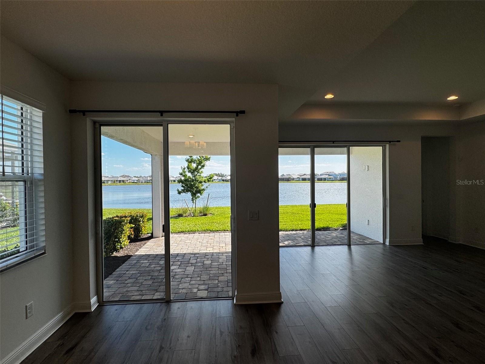 17425 SAVORY MIST CIR