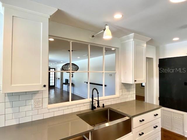 3611 OLD BRADENTON RD