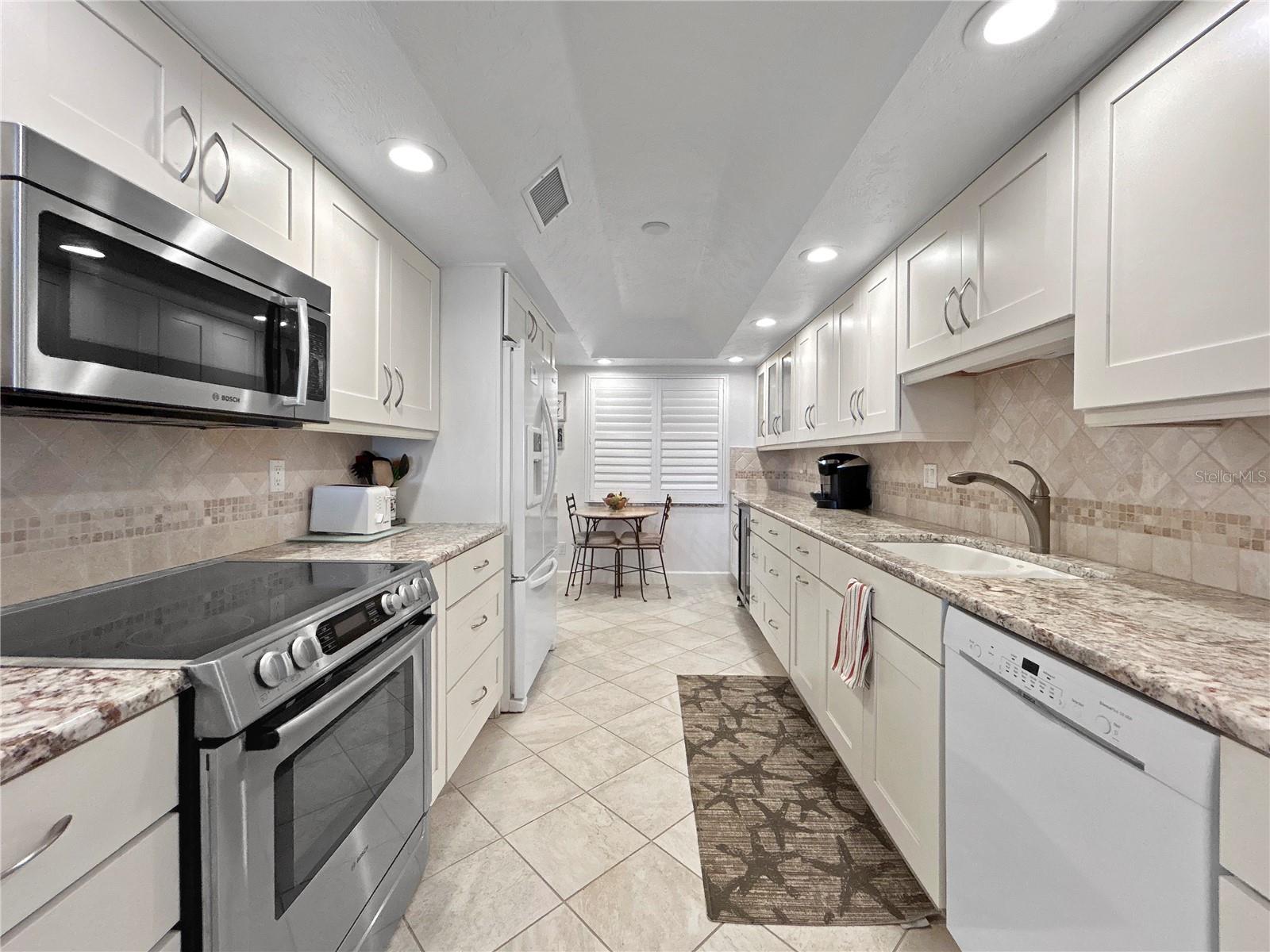 4325 GULF OF MEXICO DR #305