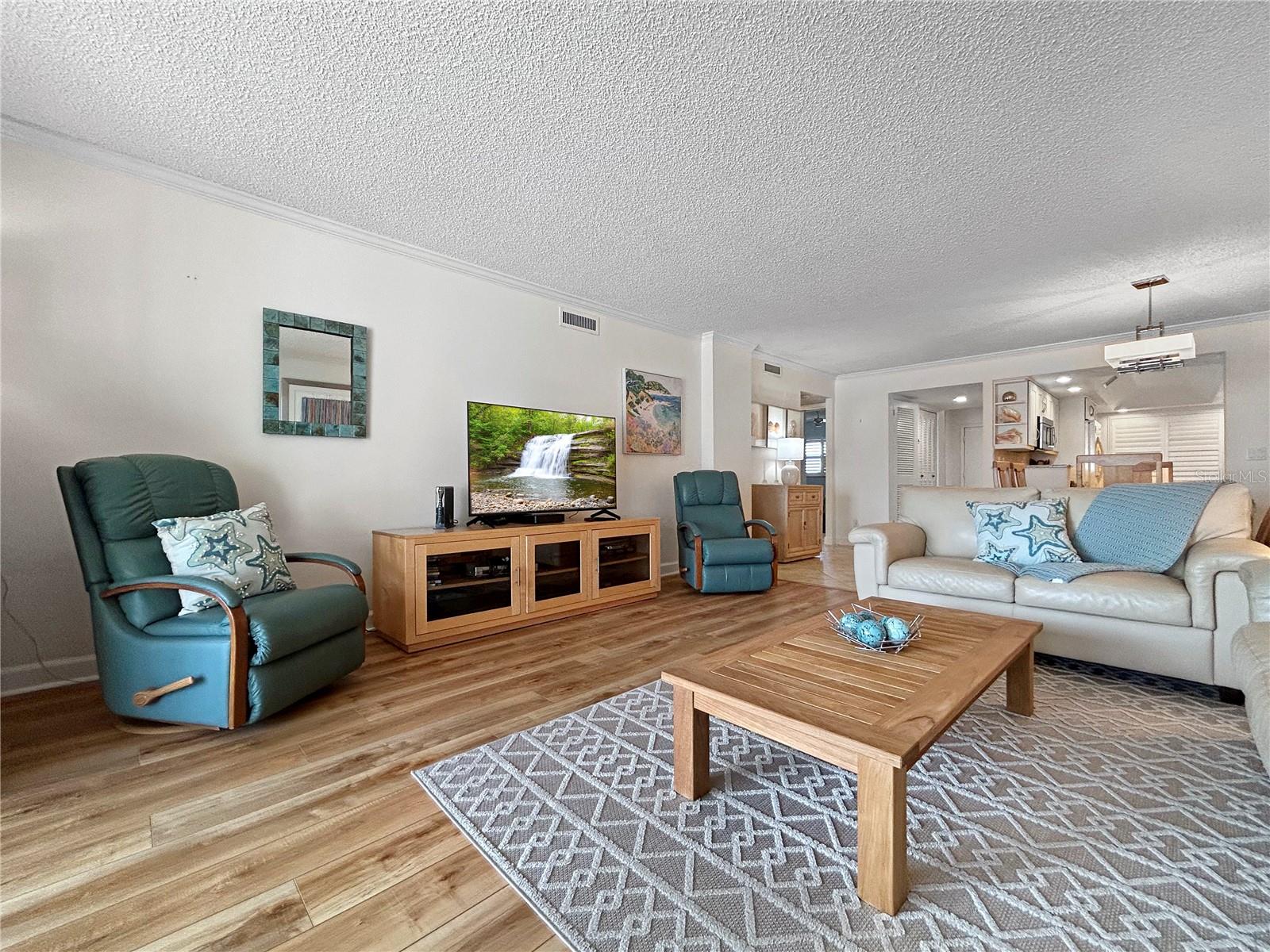 4325 GULF OF MEXICO DR #305