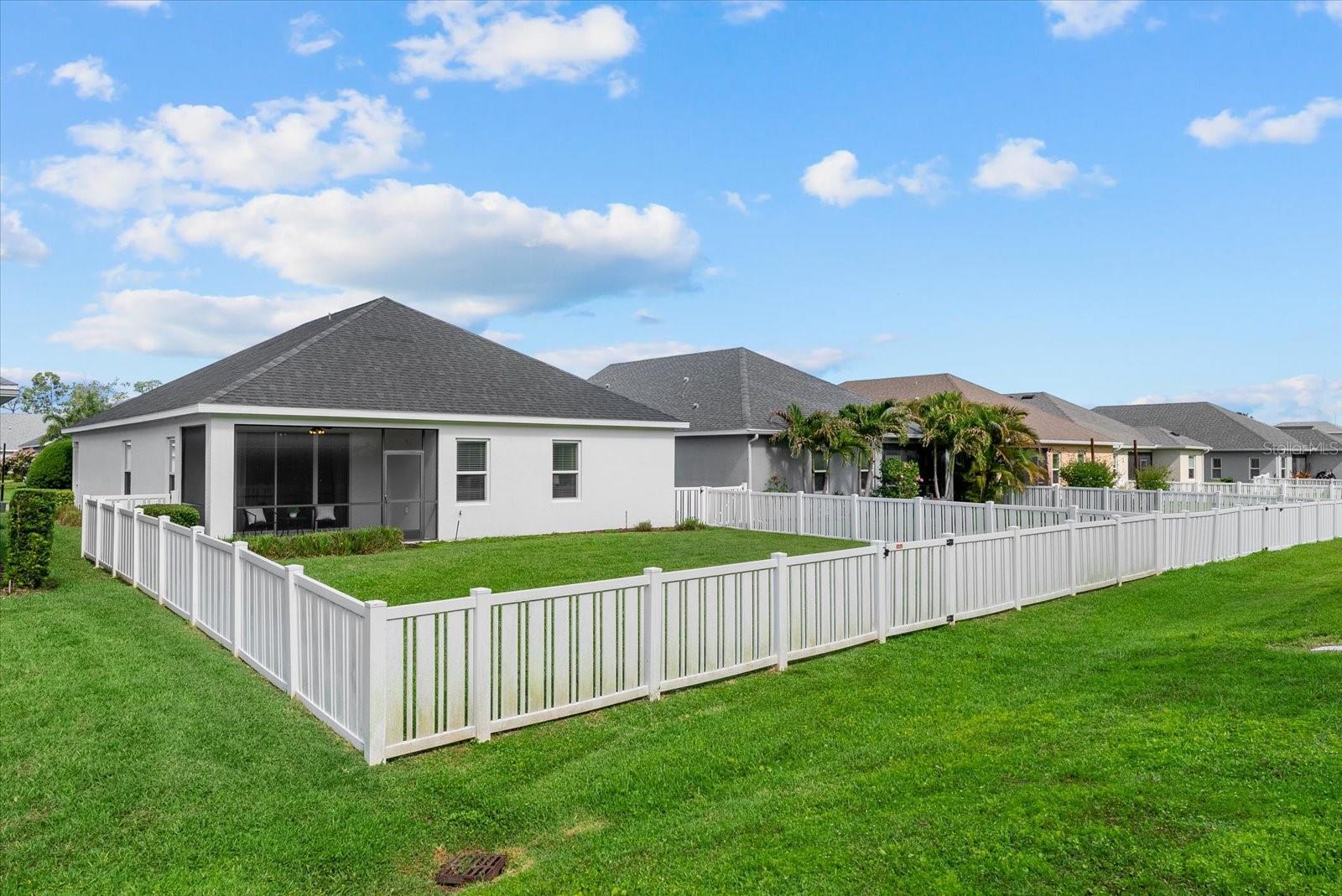7526 RIDGELAKE CIR