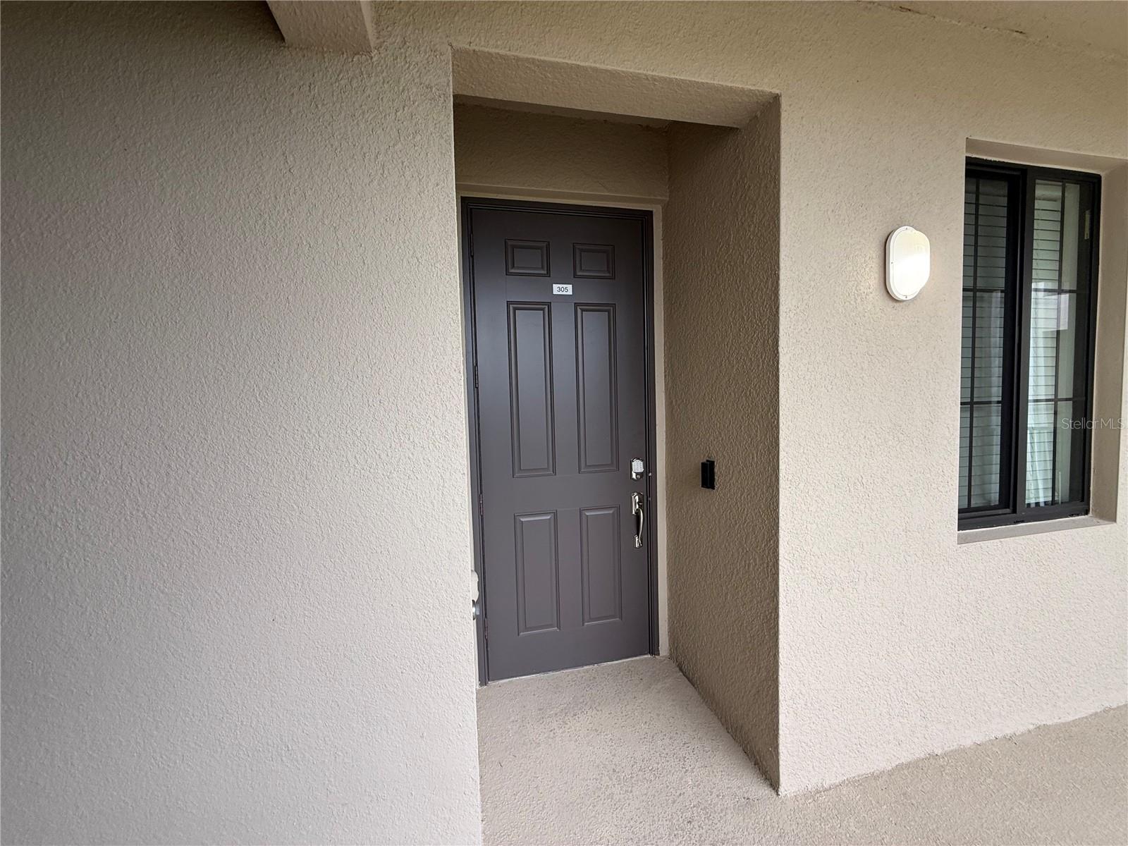 17810 GAWTHROP DR #305