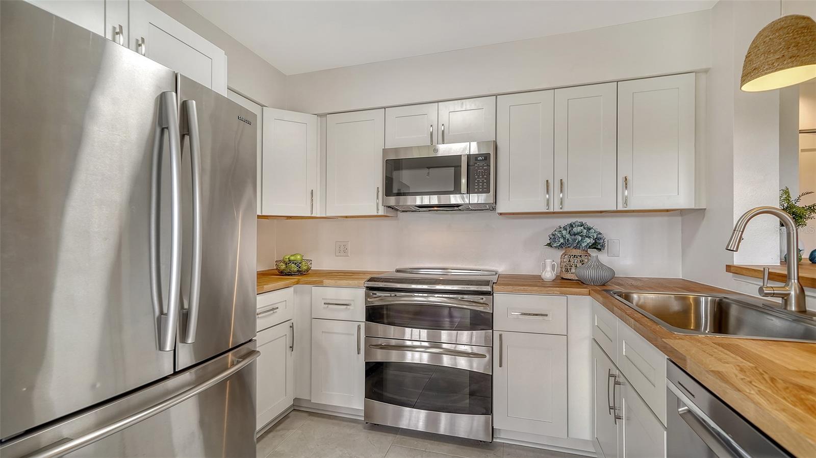 6467 CARRINGTON CIR #43