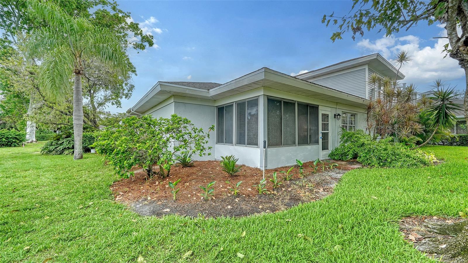 6467 CARRINGTON CIR #43