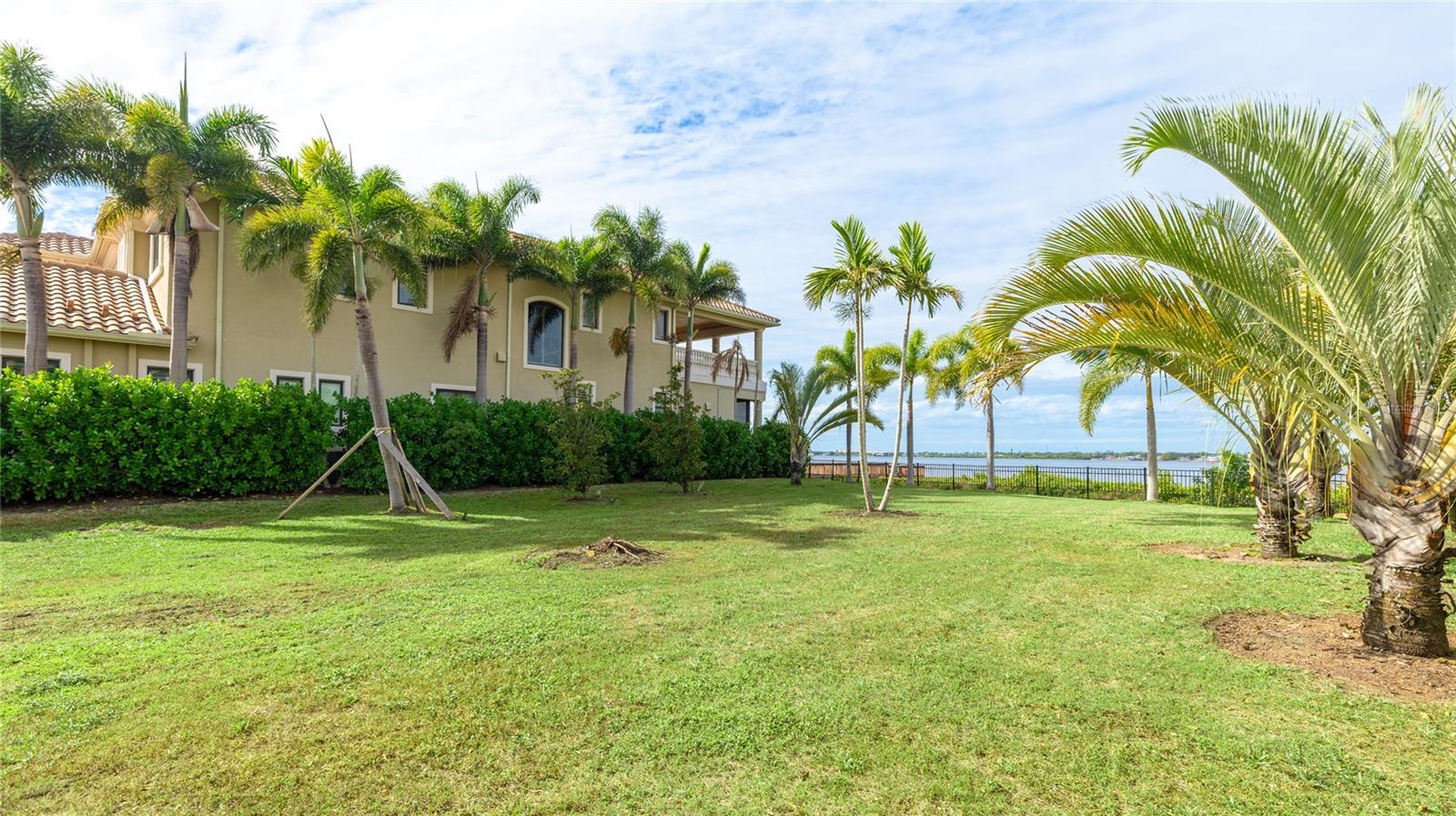 4223 HAWK ISLAND DRIVE