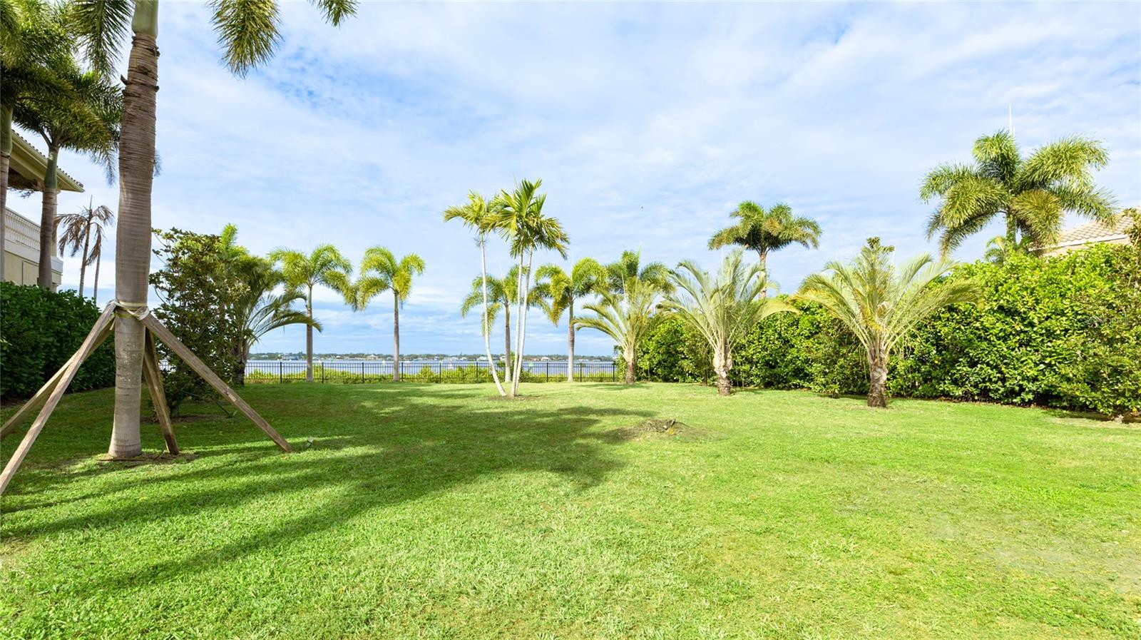 4223 HAWK ISLAND DRIVE