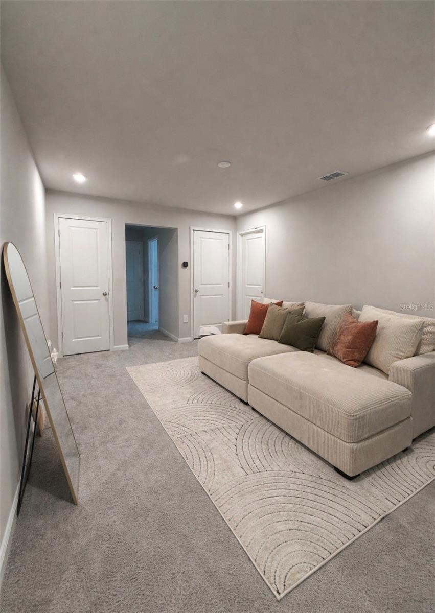 1138 CREEK VALLEY CT