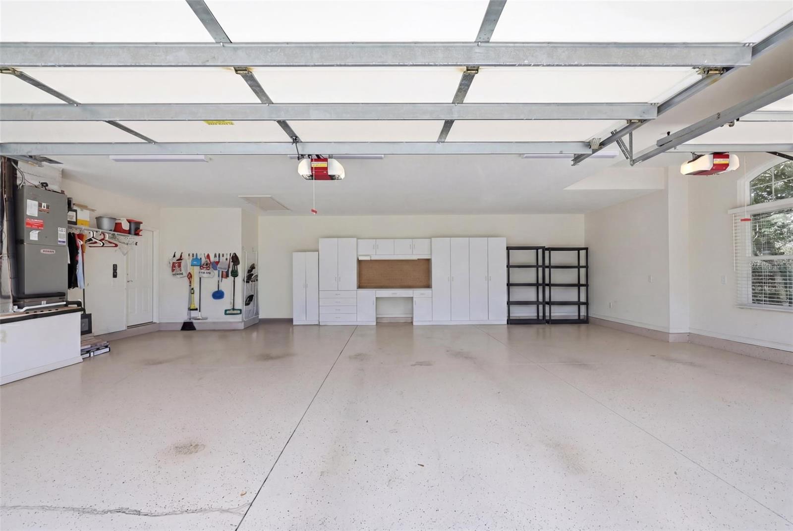 10010 CHERRY HILLS AVENUE CIR