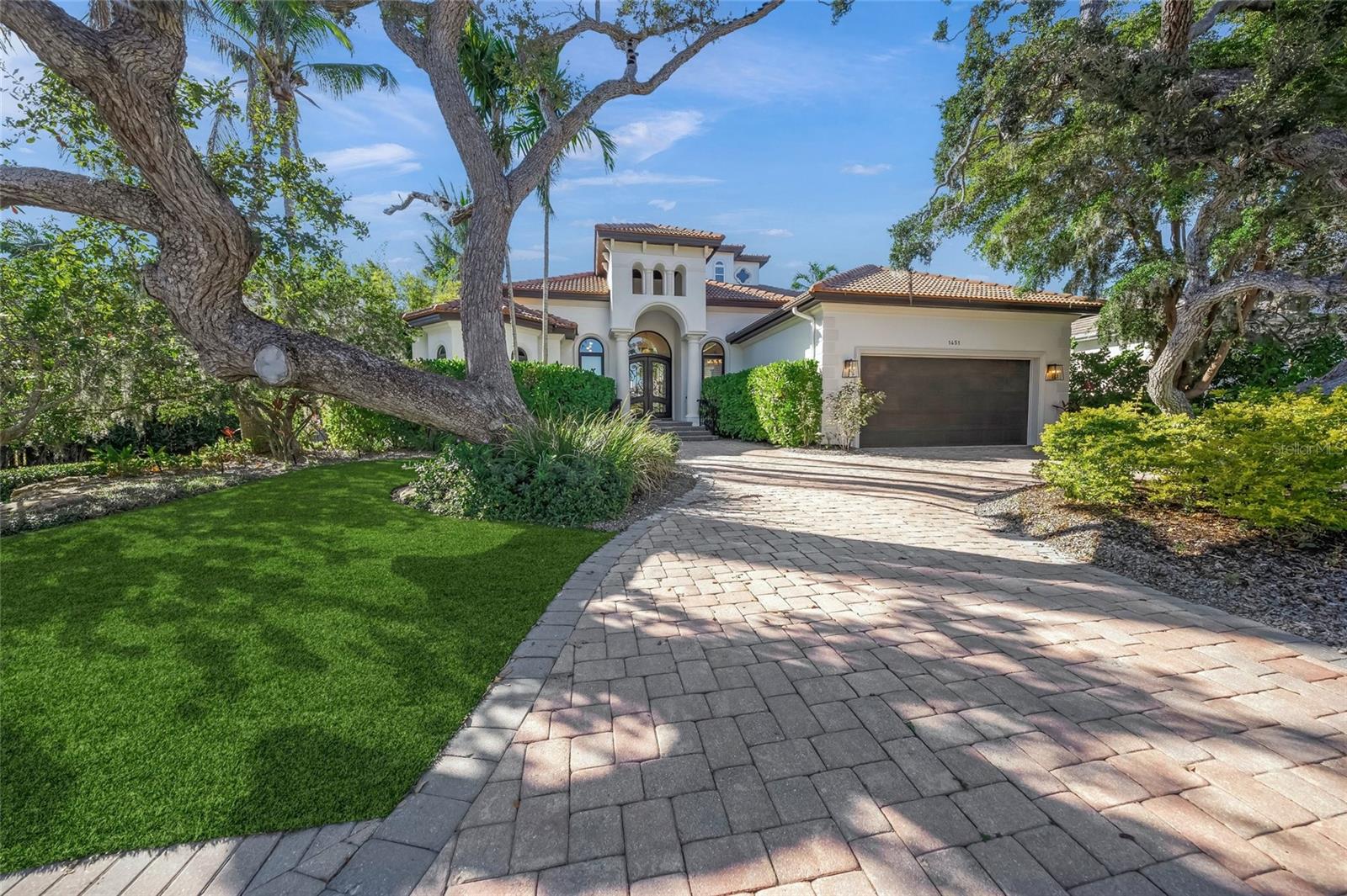 1451 REBECCA LN