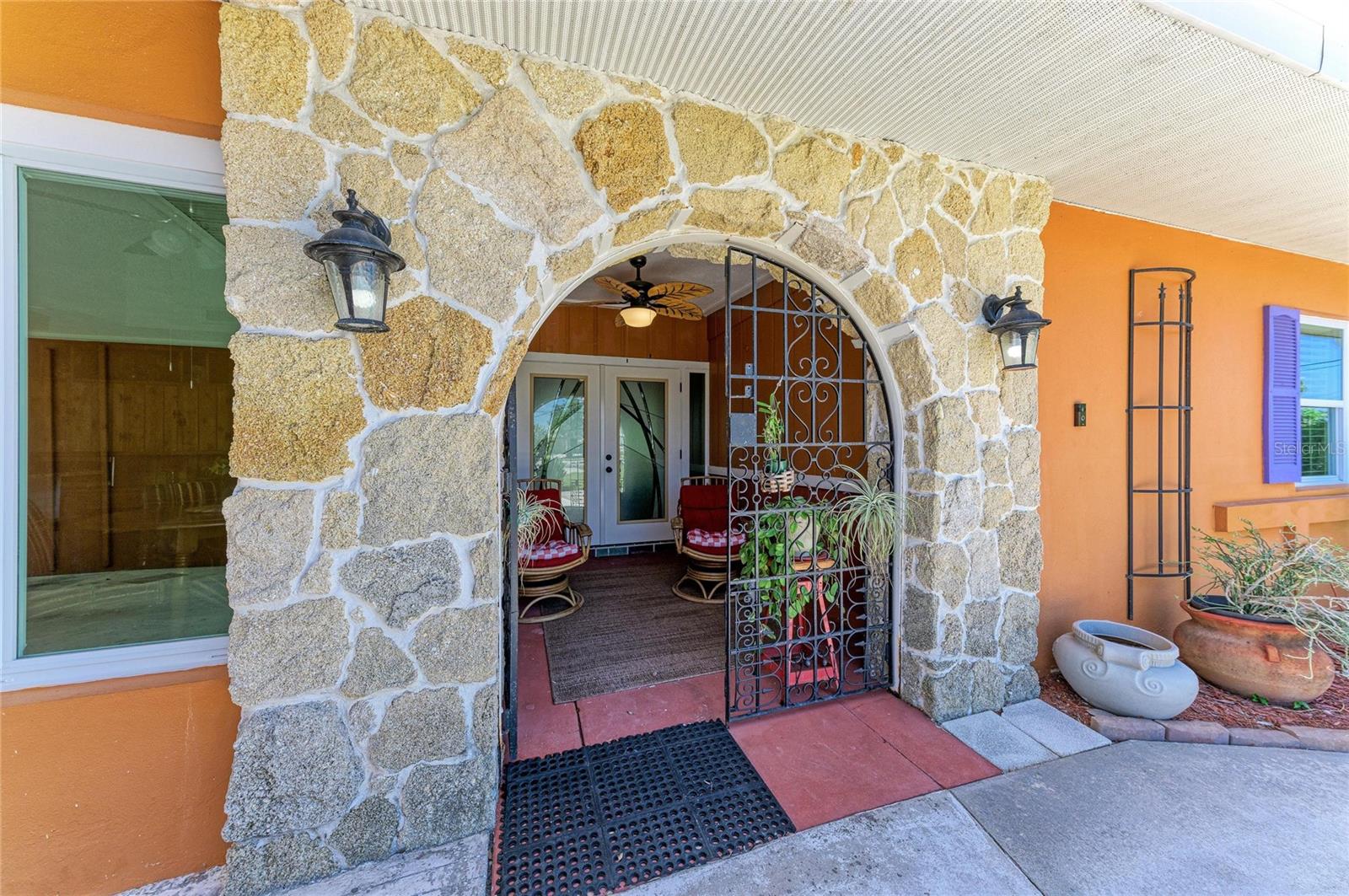 2486 CONWAY BLVD