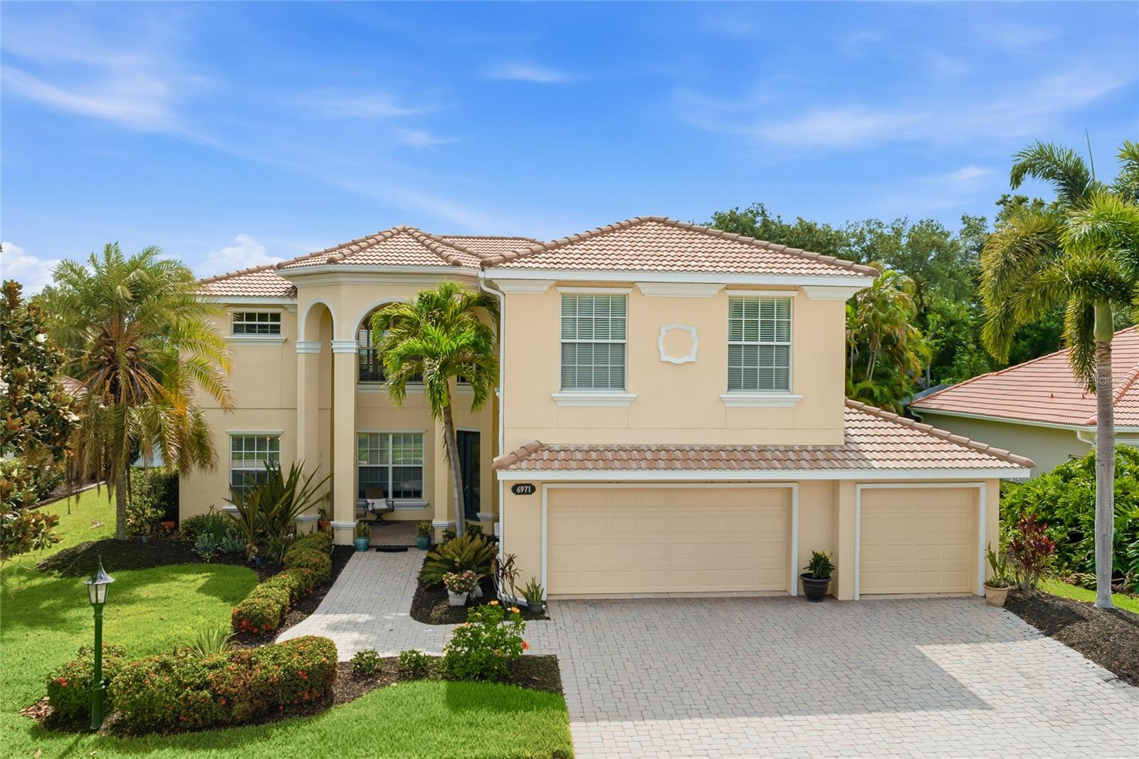 6971 SCRUB JAY DR