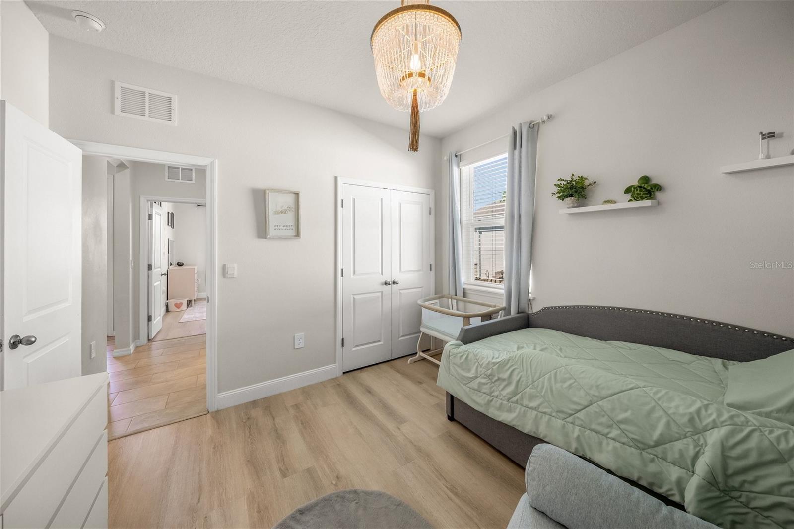2013 MIDNIGHT PEARL DR