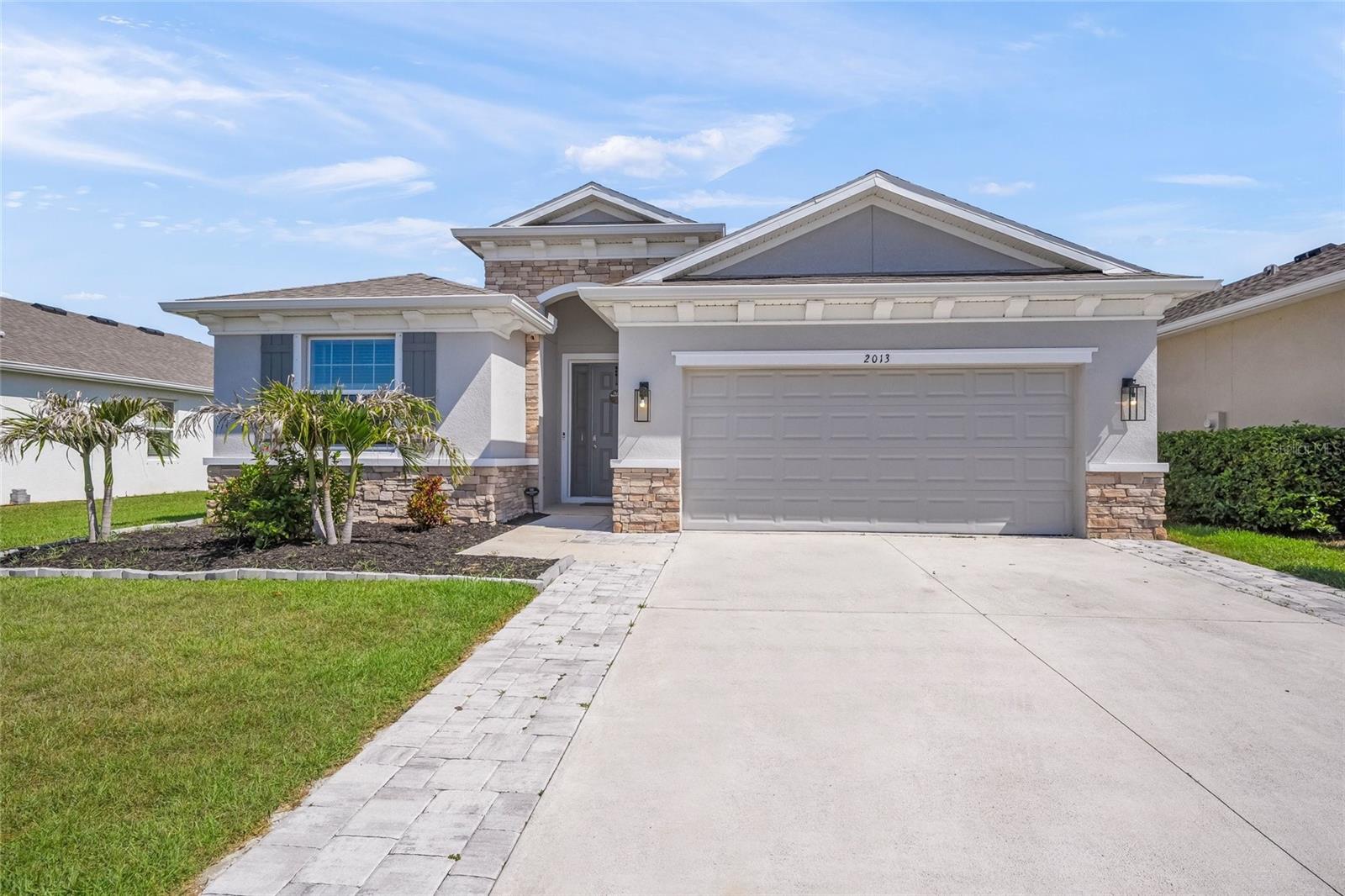 2013 MIDNIGHT PEARL DR