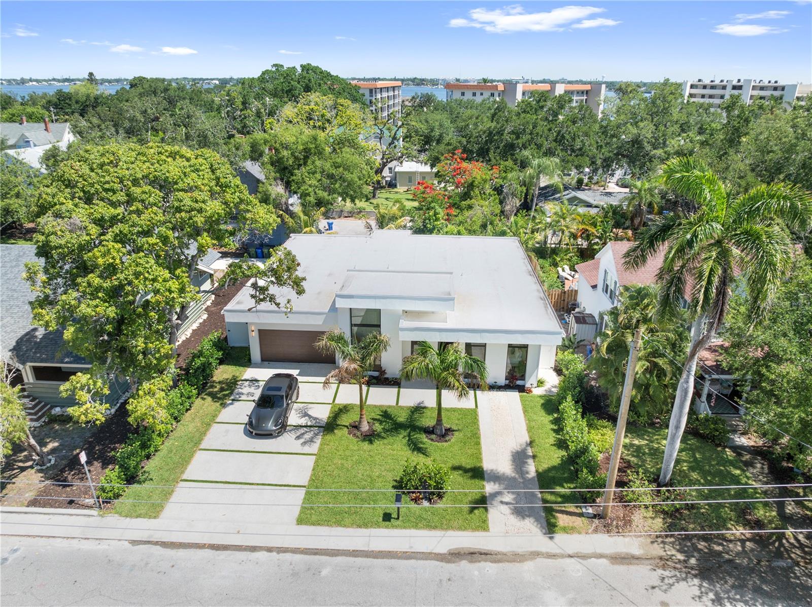 1544 3RD AVE W