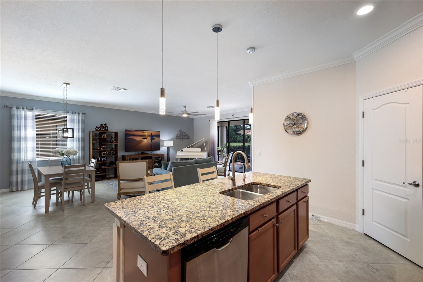 7112 MARSH VIEW TER