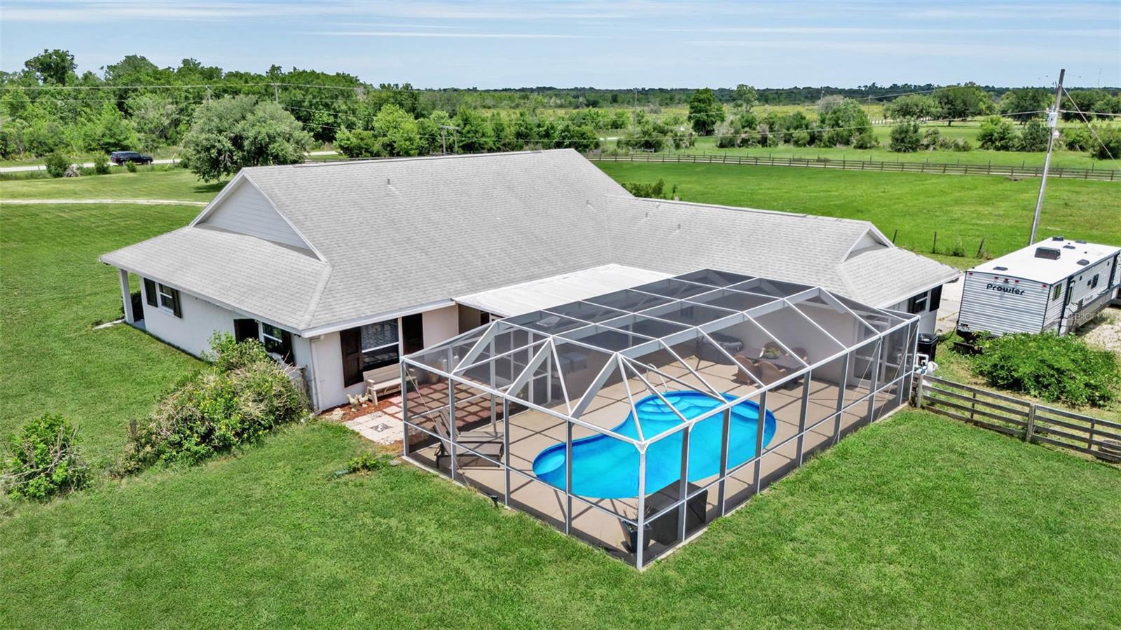 6925 WAUCHULA RD