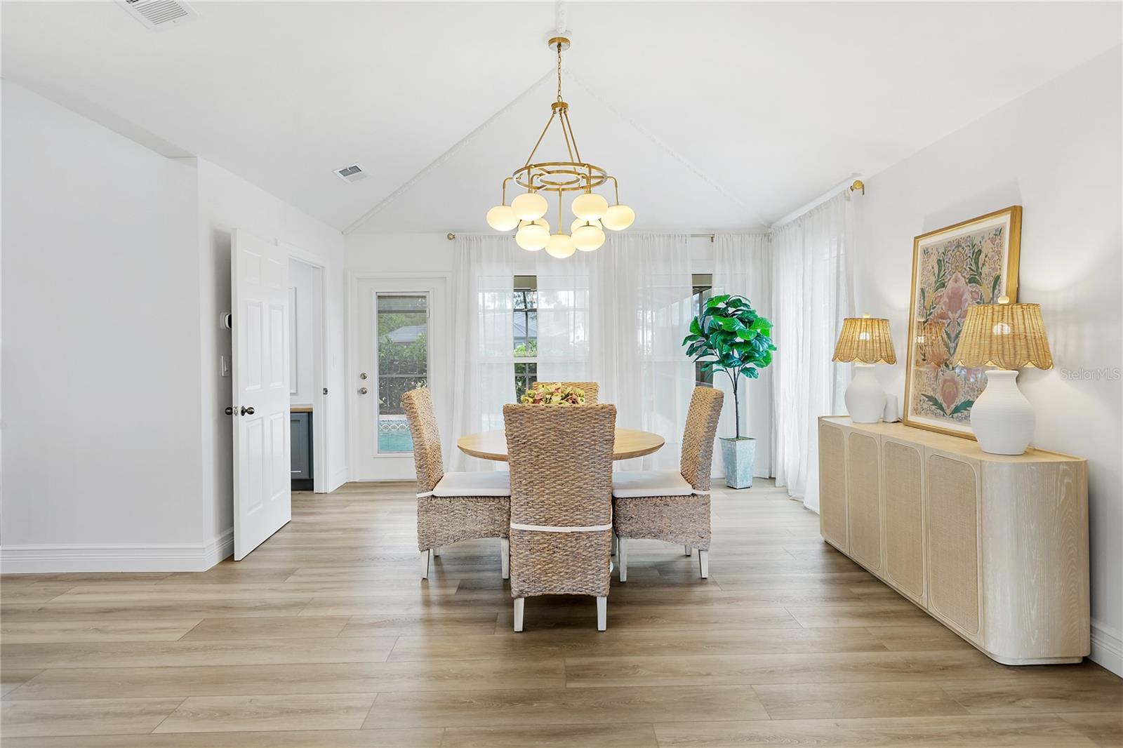 4908 TAYWATER DELL