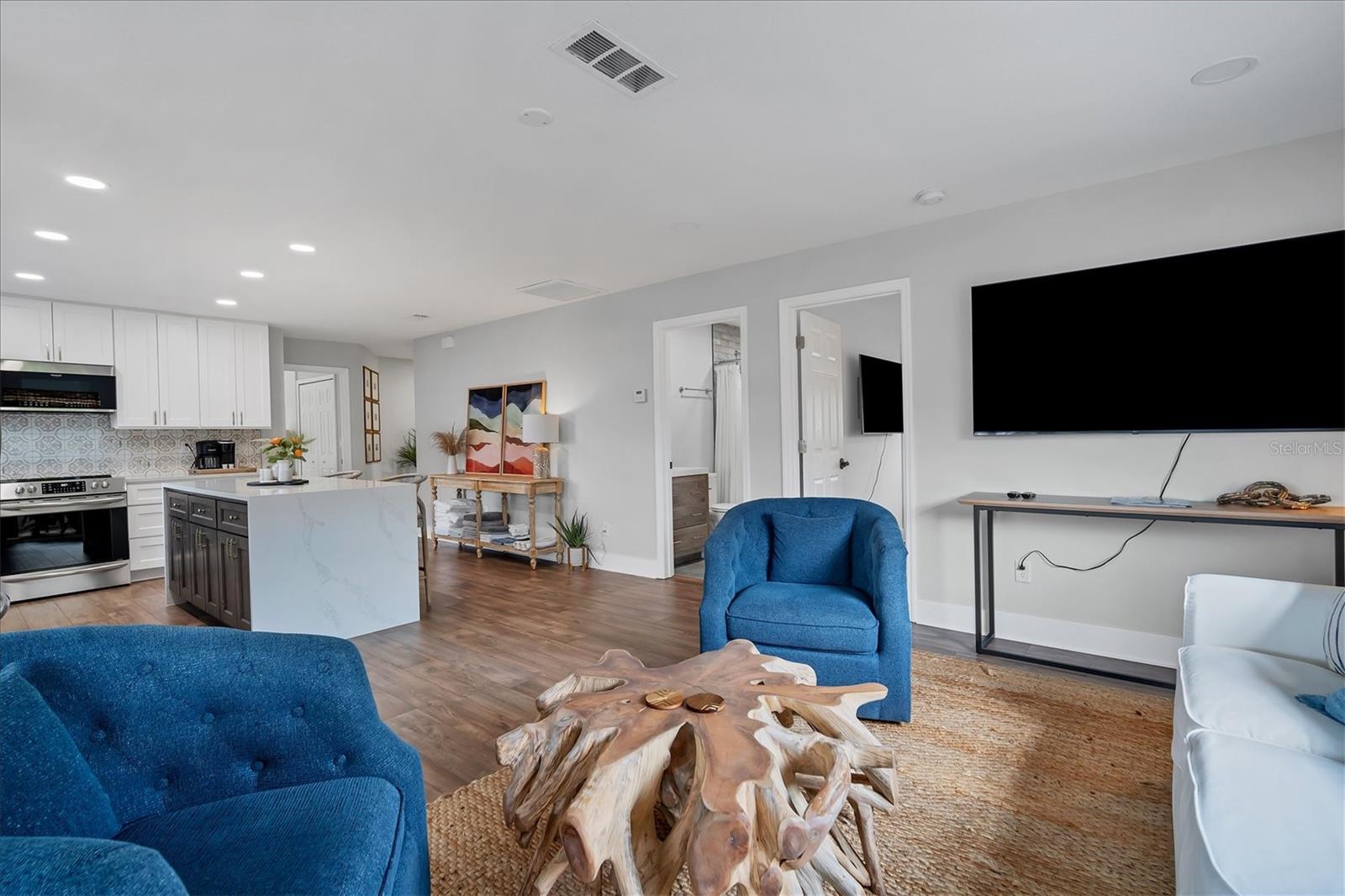 2307 10TH ST W