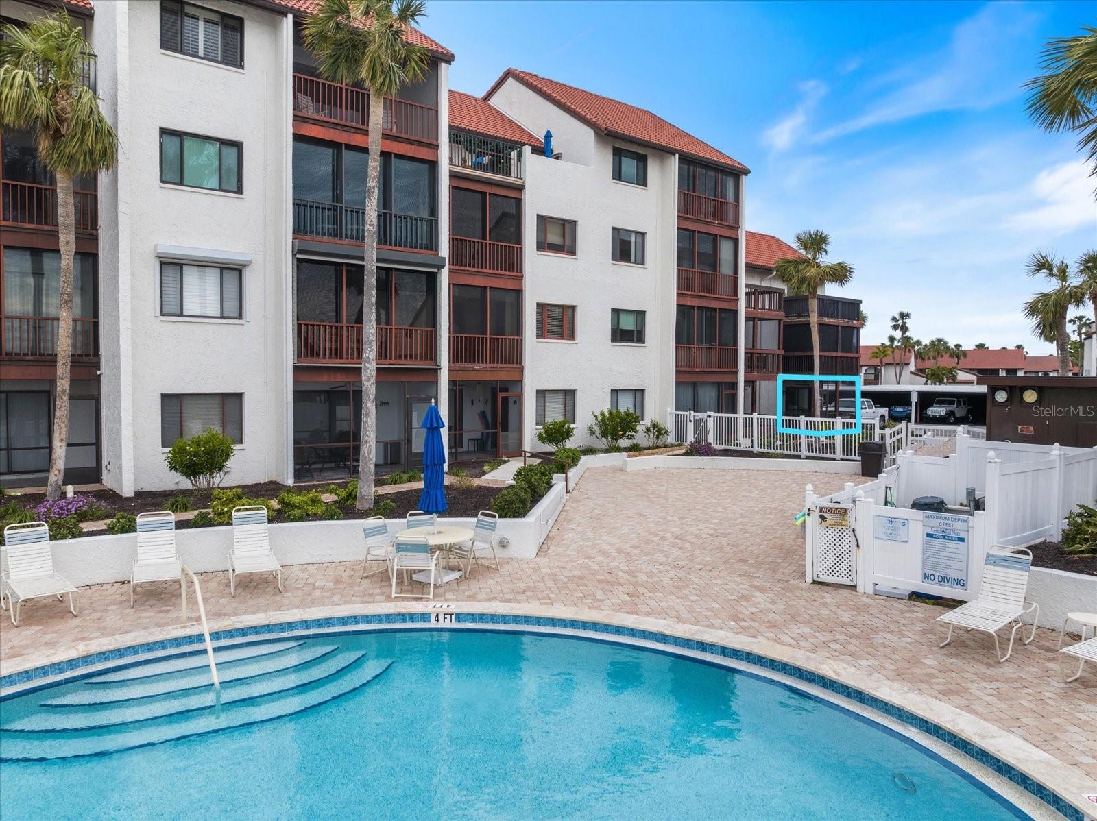 1604 STICKNEY POINT RD #4-102
