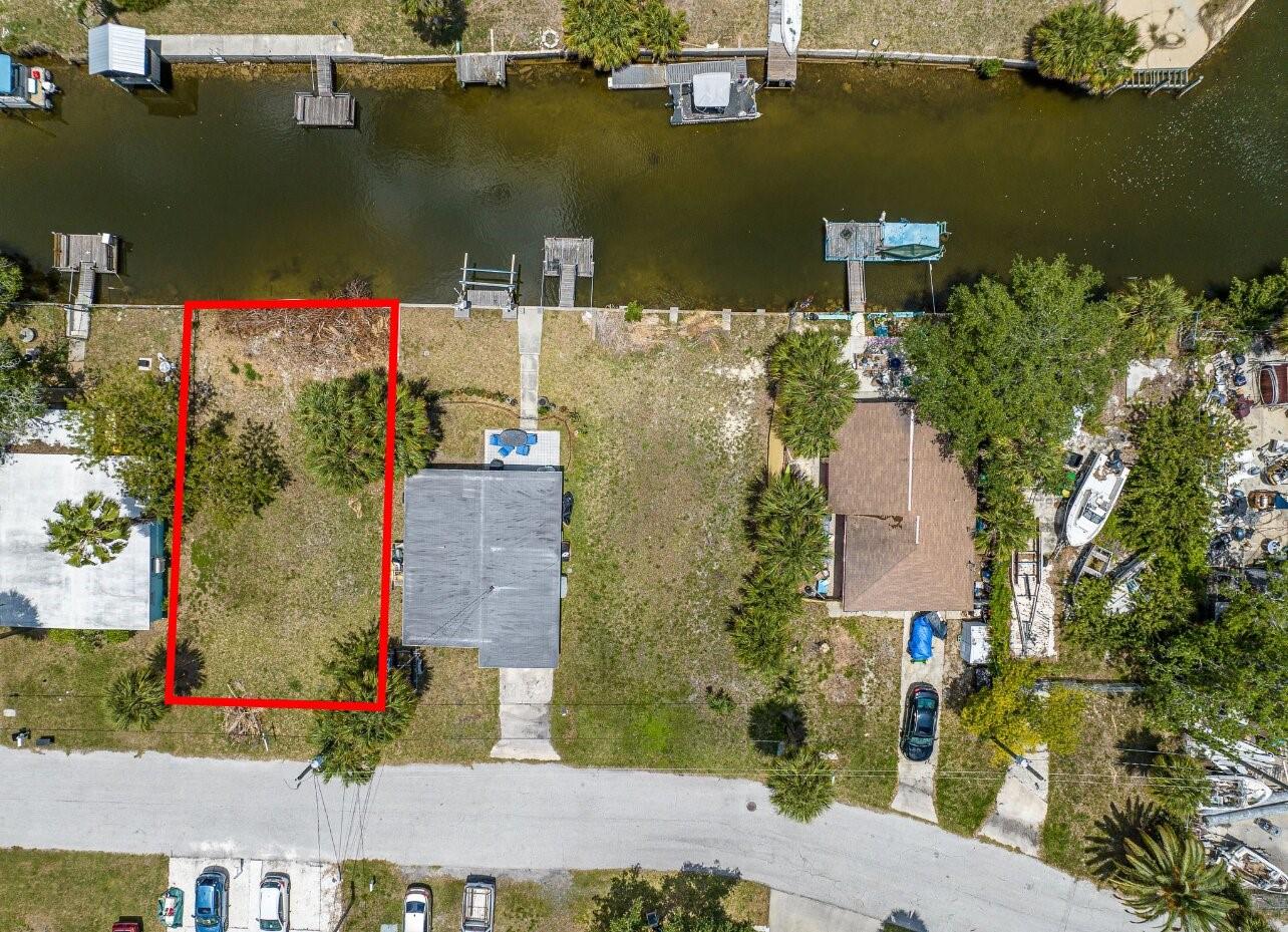 6837 SANDERLING LN