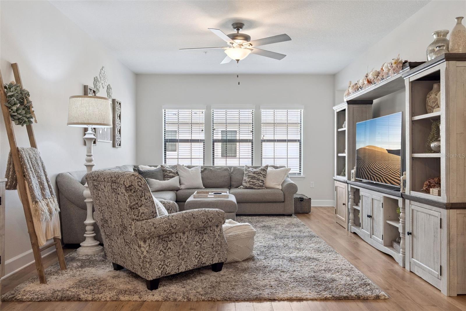 1320 SPOTTED SANDPIPER LOOP