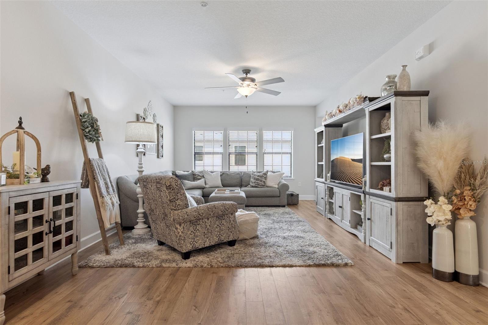 1320 SPOTTED SANDPIPER LOOP