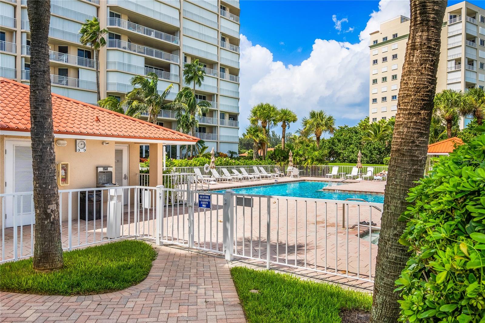 3870 N HIGHWAY A1A #405